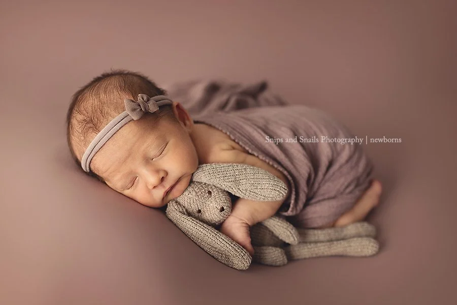 Light mauve continues to be a top color choice for all my 2025 newborns! 
#newbornphotography
#hagerstownnewbornphotographer
#chambersburgnewbornphotographer
#hagerstownbabyphotographer
#chambersburgnewbornphotography
#pennsylvaniababyphotographer
#m