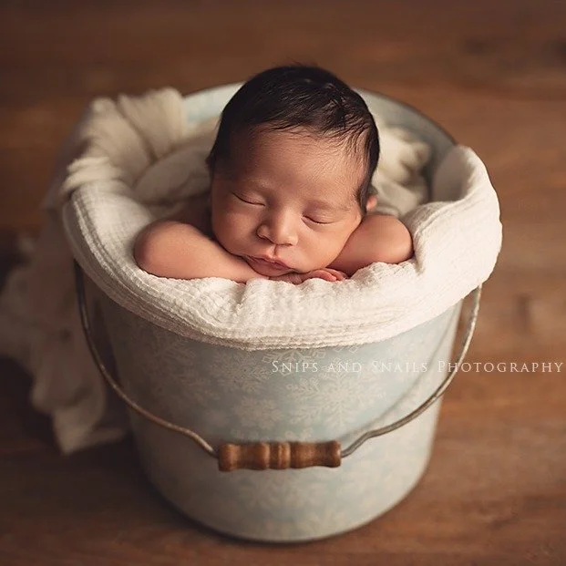 Who is ready for the big snow this weekend??? ❄️⛄️❄️ Stay tuned for a little SNOW DAY SALE!