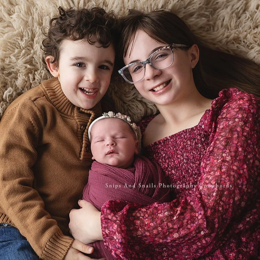 So exciting to welcome a new baby sister! ❤️❤️❤️