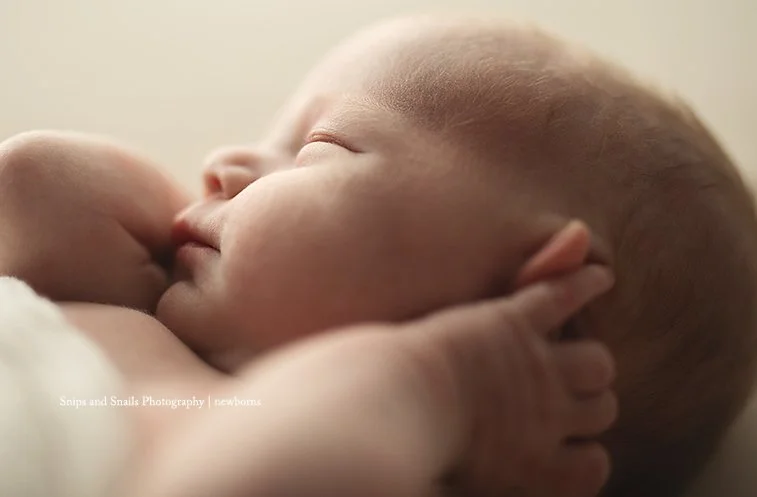Expecting? These are the moments you don't want to forget 💗
Contact the studio to reserve your newborn experience. 
https://www.snipsandsnailsphotography.com/contact
#newbornphotography
#babyphotographernearme
#familyphotography