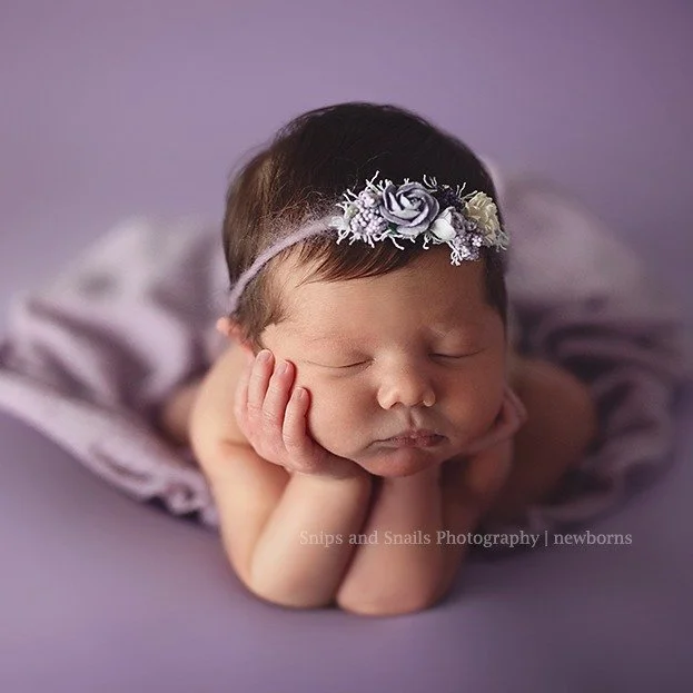 Perfect little one 💜
#froggypose
#newbornphotographer
#newbornphotography
#hagerstownphotographer
#chambersburgphotographer
#MartinsburgPhotographer
#waynesborophotographer
#frederickphotographer