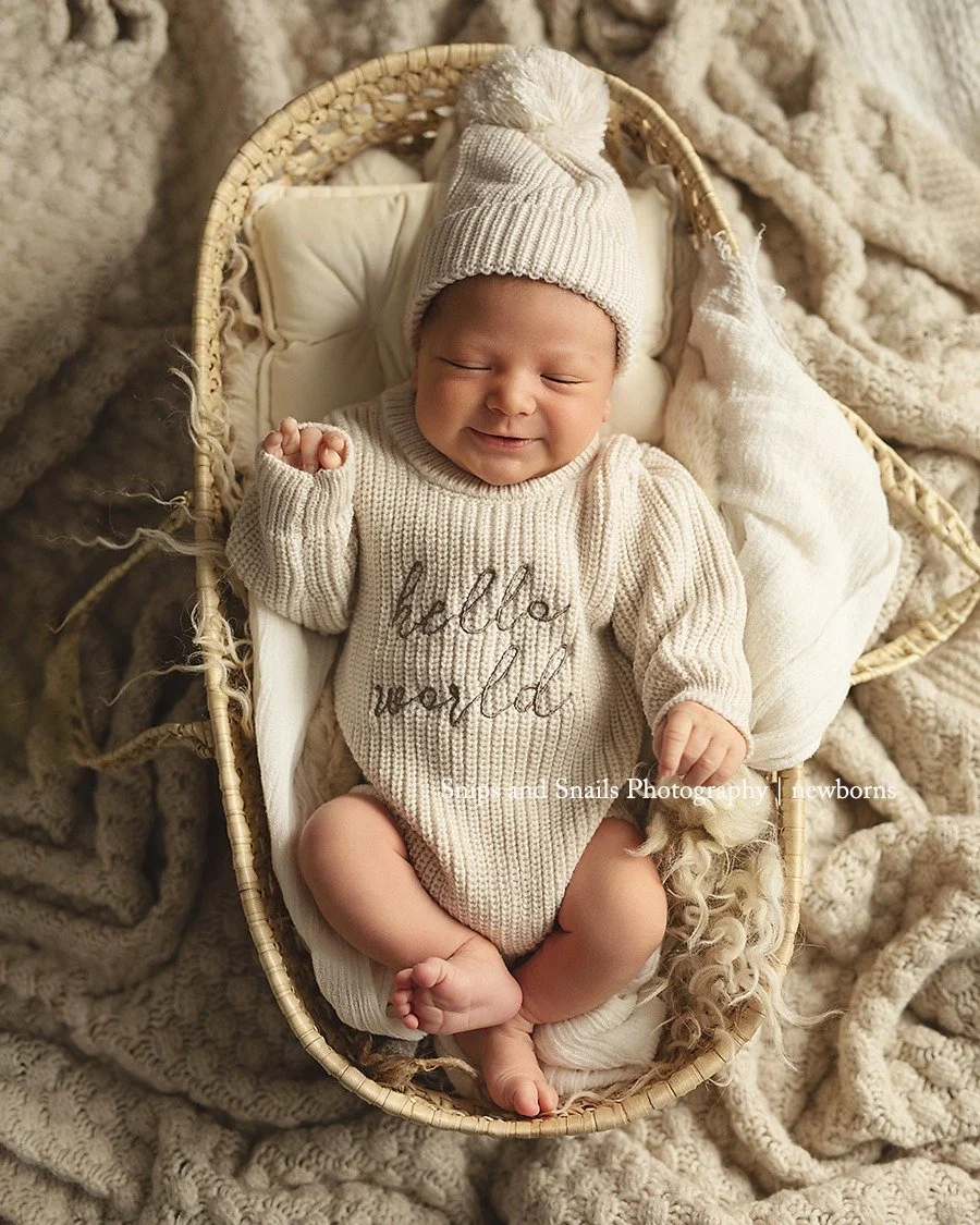 Well hello there little one! It was so nice to meet you today! 🩵
#helloworld
#naturalnewbornphotography
#newbornphotographer
#hagerstownbabyphotographer
#chambersburgbabyphotographer
#waynesborobabyphotographer
#shippensburgbabyphotographer