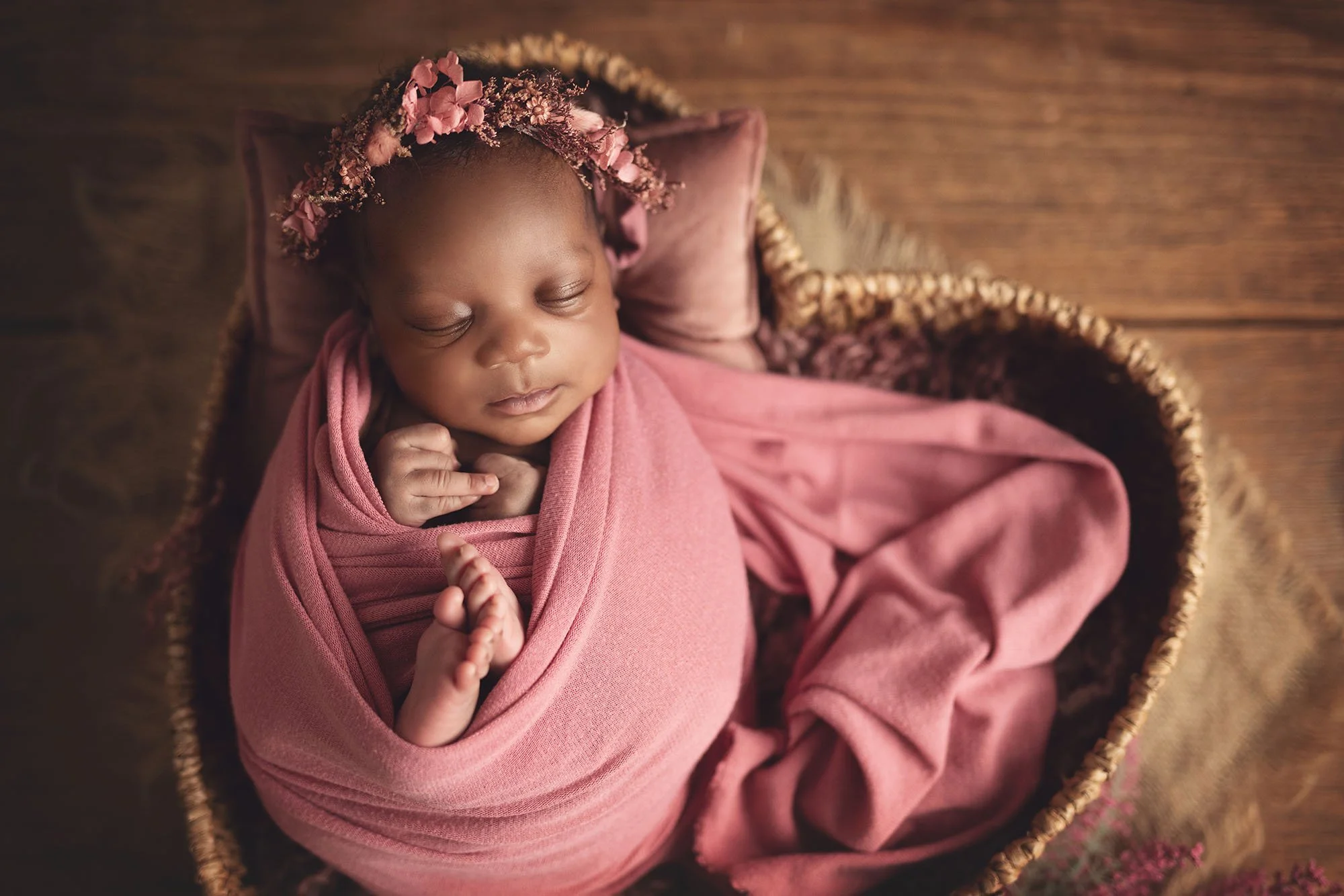 mauve newborn photography.jpg
