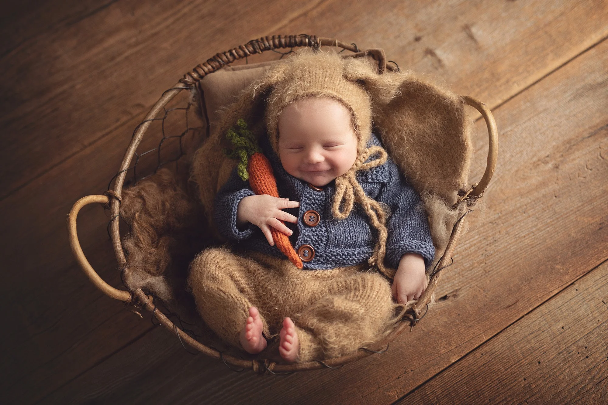 peter rabbit newborn photography.jpg
