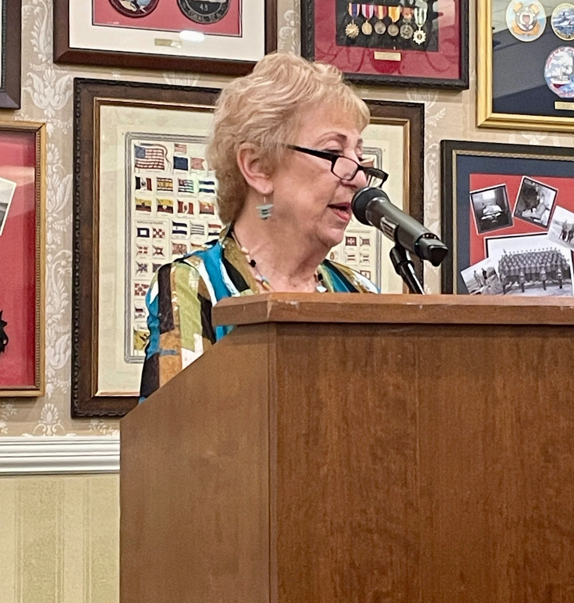 bev hennessy