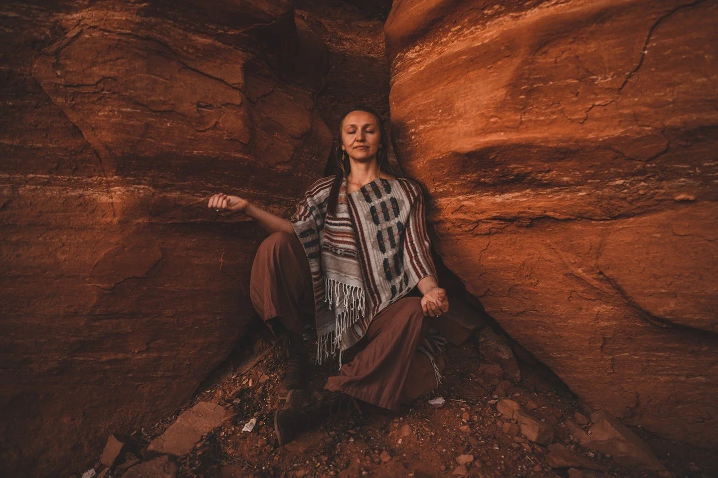 finding the stillness in the small moments⁠
choosing to listen to the silence of my own thoughts on a long road trip back from Montana⁠
laying by the pool, soaking up the Arizona sunshine⁠
barefoot hiking so that I slow down, feel Mama Earth beneath 