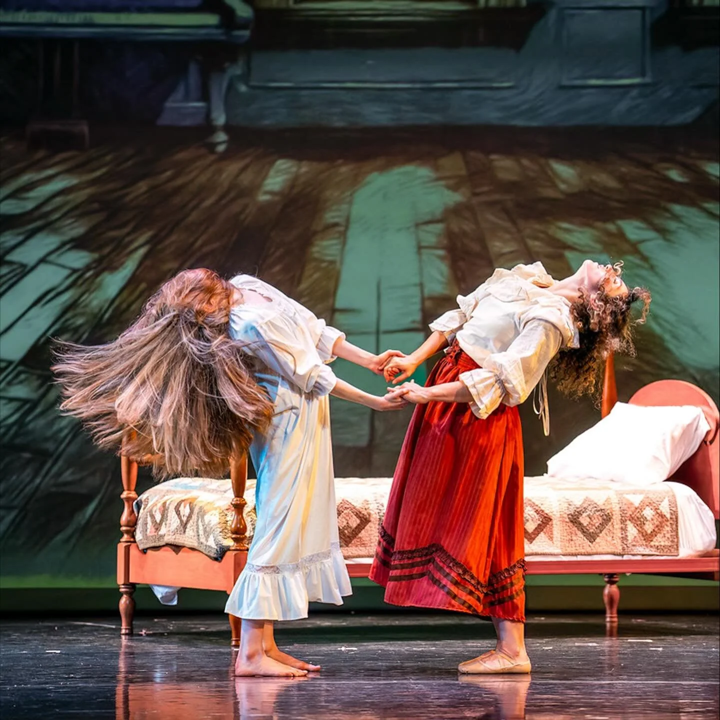 Happy November, everyone! 🍁🩰

Our November Newsletter is here &mdash; featuring an in-depth interview with this month&rsquo;s Dancer Spotlight, @audeblair ! 💫

Join the Pickled Limes Club to read Audrey&rsquo;s story and stay up to date with all t