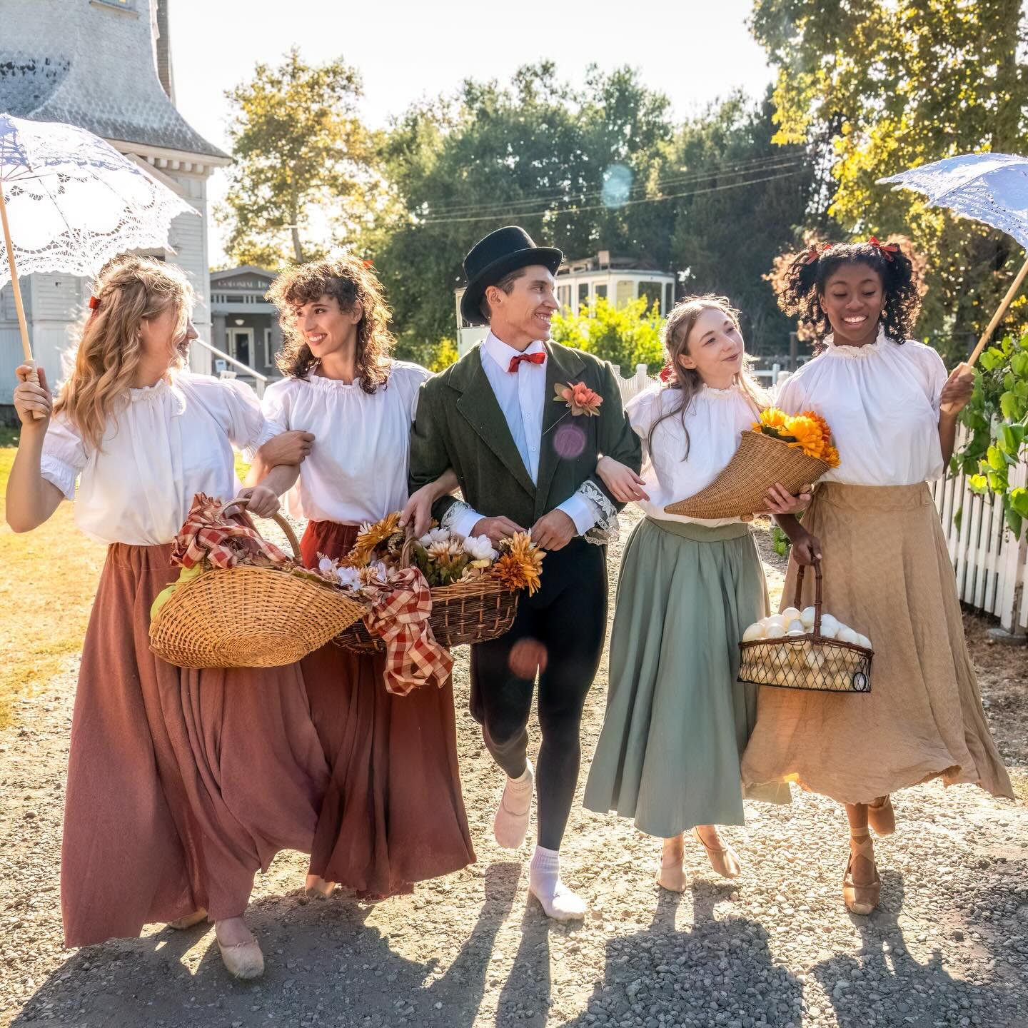 Happy Thanksgiving 🦃🍁🥧 from our Little Women Ballet family to yours! 

We&rsquo;re so thankful for this beautiful community and can&rsquo;t wait to share all the exciting things coming next year. 

Wishing you a cozy, joyful holiday! ✨

📸: @edie_