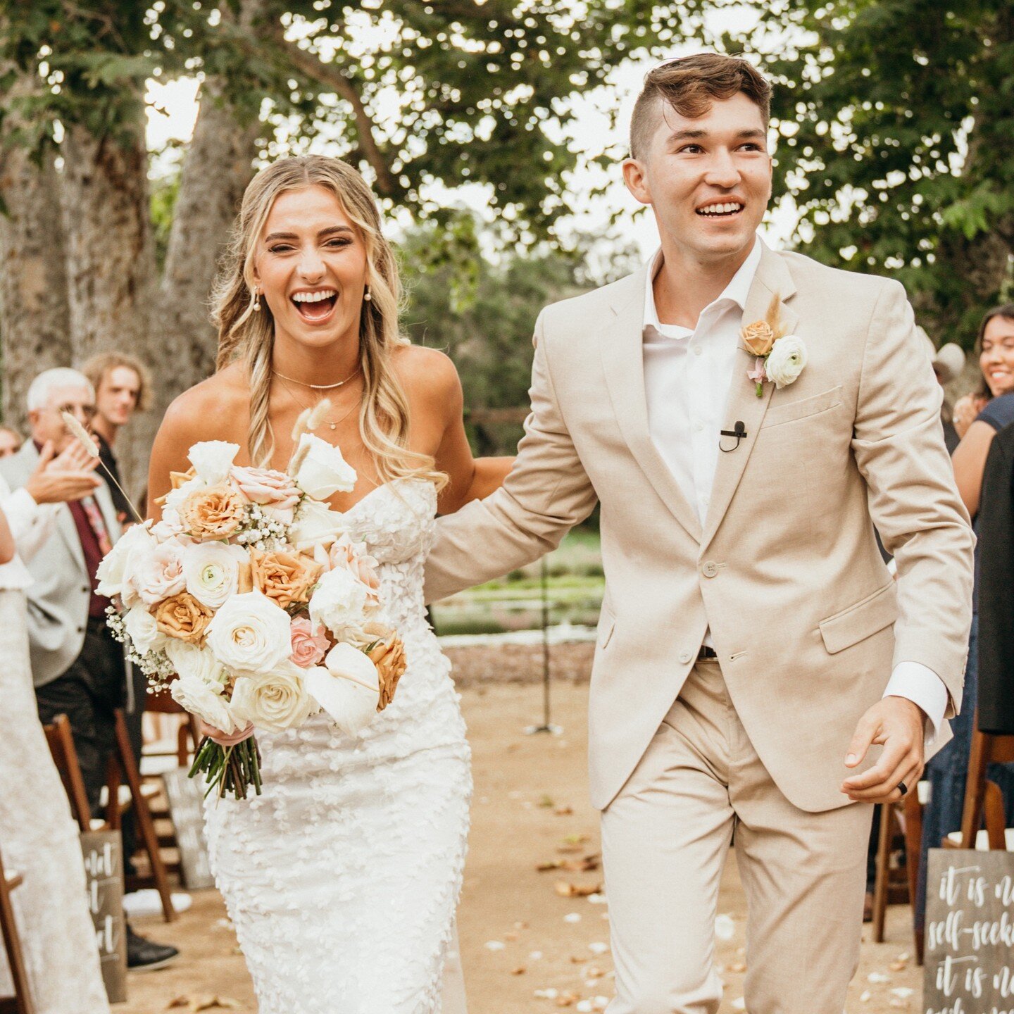 @josiahhaas30 &amp; @mckenziehaas1 may every moment of your marriage sparkle as bright as your smiles on your wedding day!
.
.
.
Couple | @josiahhaas30 &amp; @mckenziehaas1
Photography | @_benjasmith_ @vibras.studios
Wedding Venue | @monseratewinery 