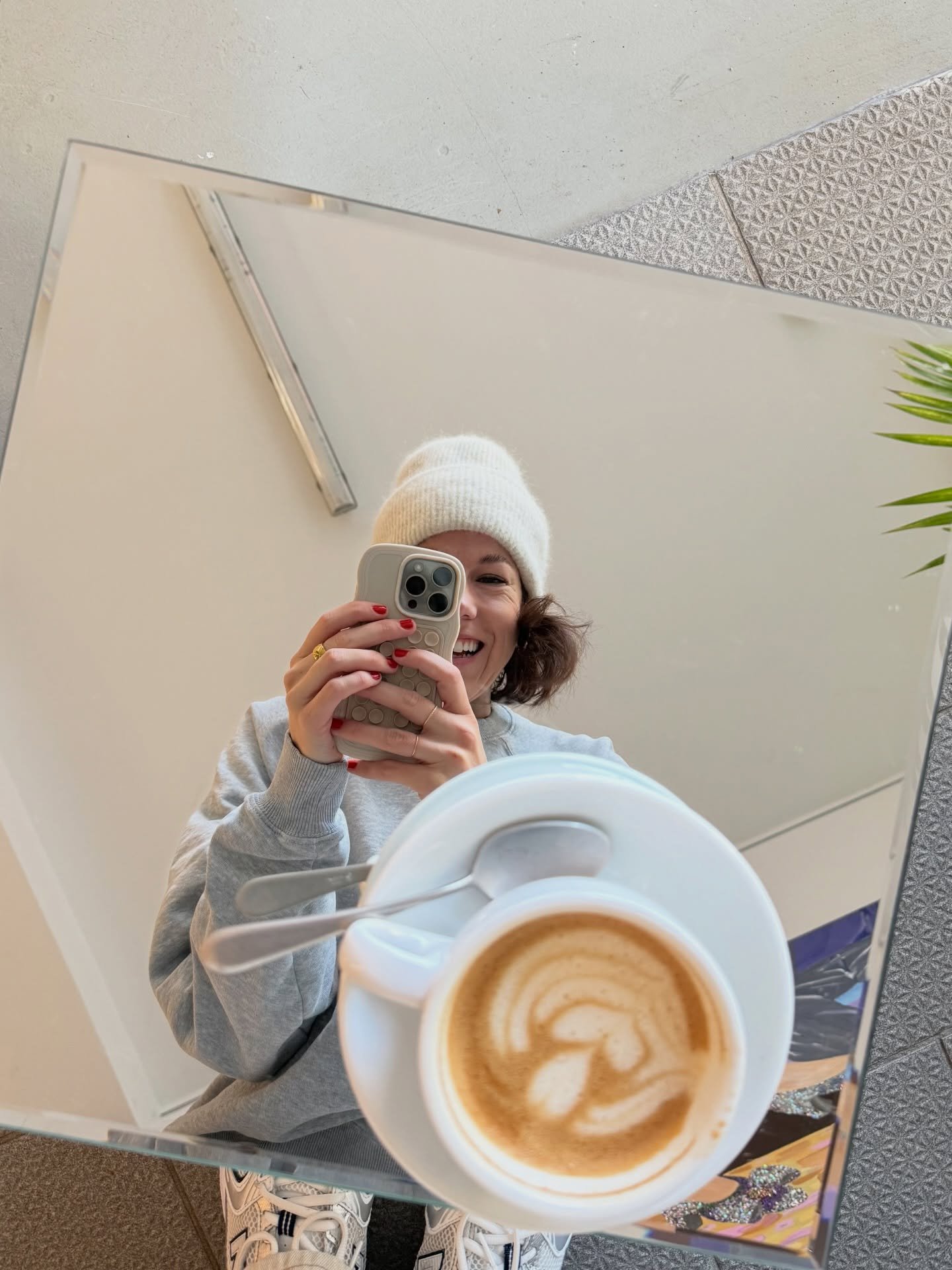 Irgendwo zwischen Gehen und Bleiben. Hamburg, die letzten Wochen. 💕🌝 
#LifeLately #hamburg #dezember