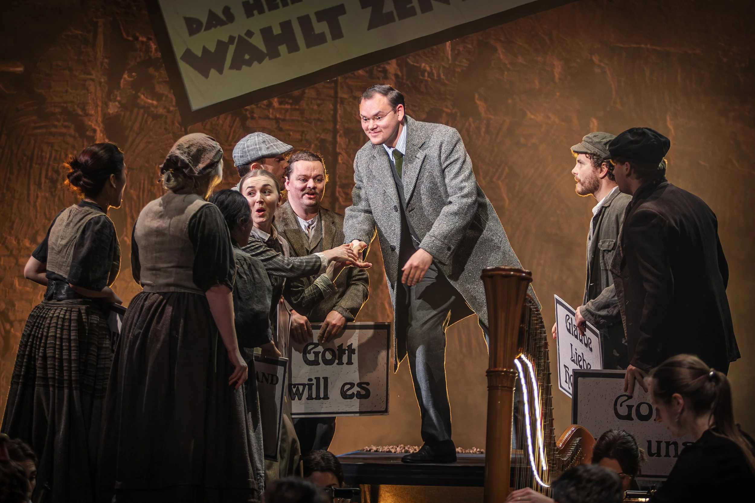 Gothic Opera - Die Rheinnixen 2025 
Photo: Craig Fuller