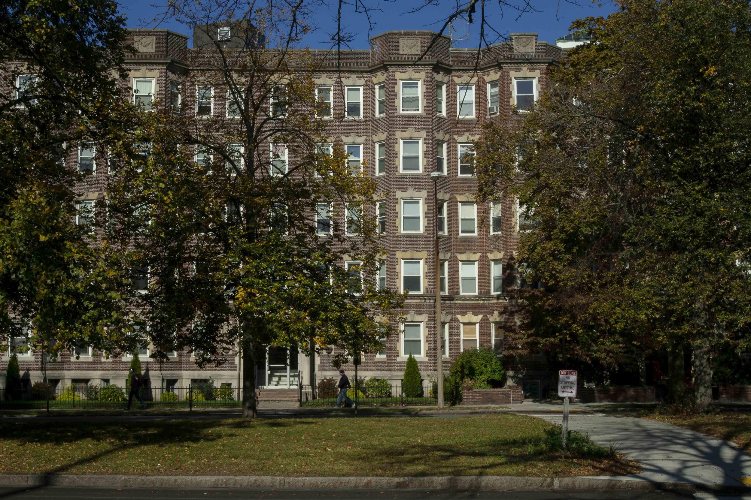 Unpacking Mixed-Income Social Housing