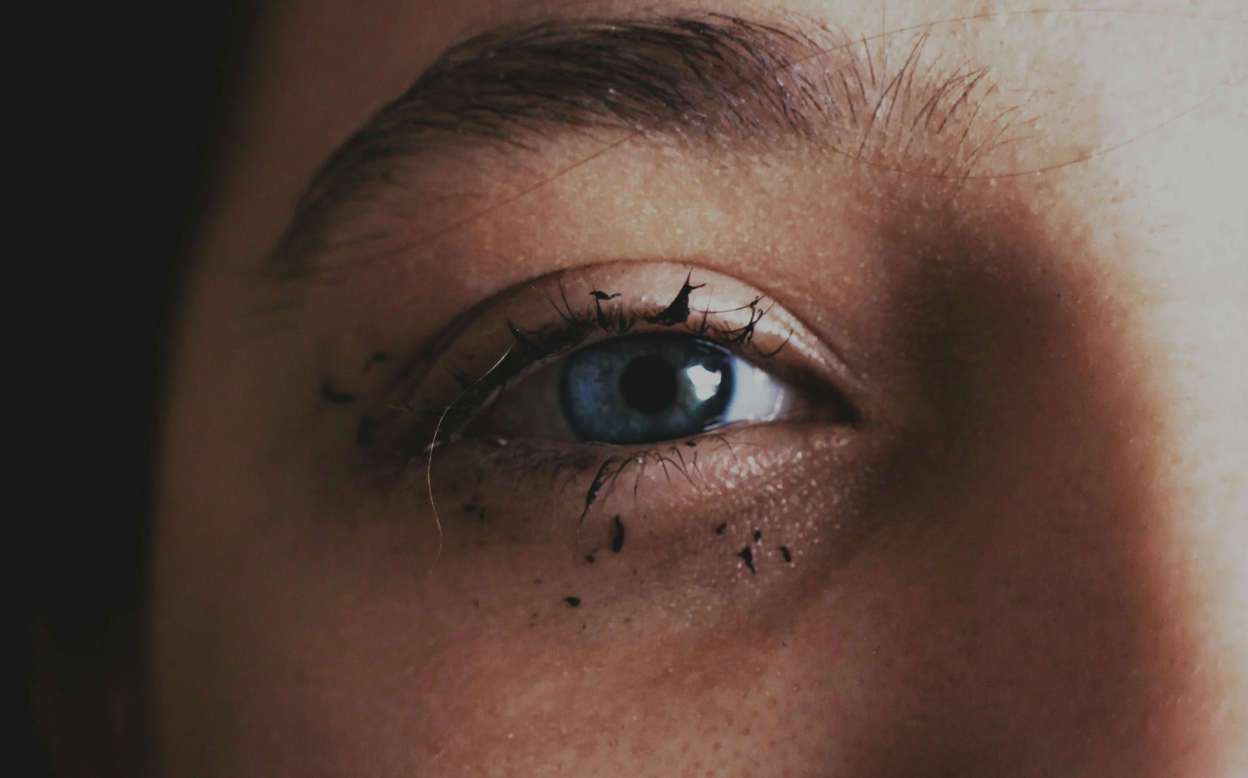 Am I Losing My Mind After Infidelity? Understanding Betrayal Trauma Symptoms