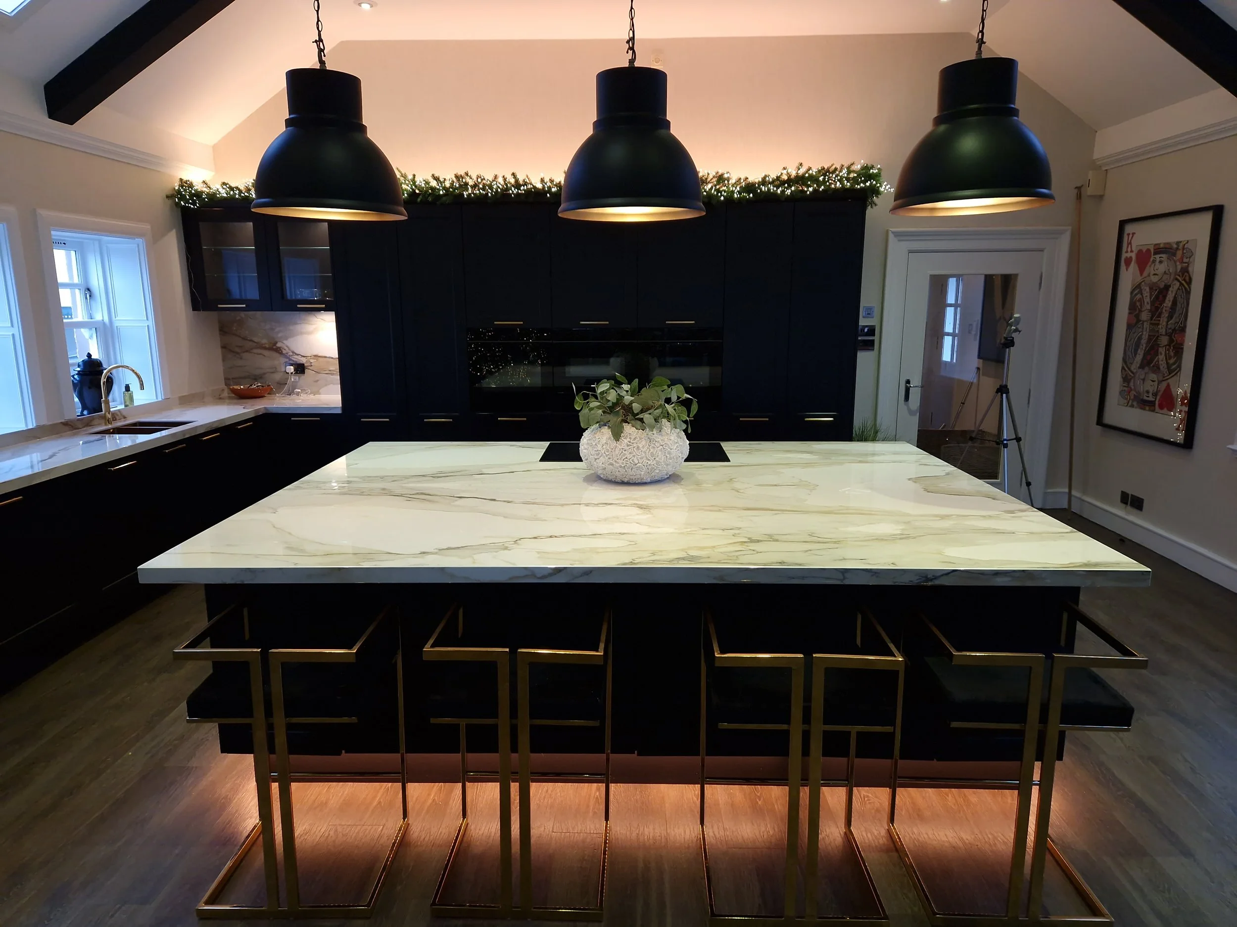 Black painted Carrick Kitchen, in Eaglesham Glasgow (15).jpg