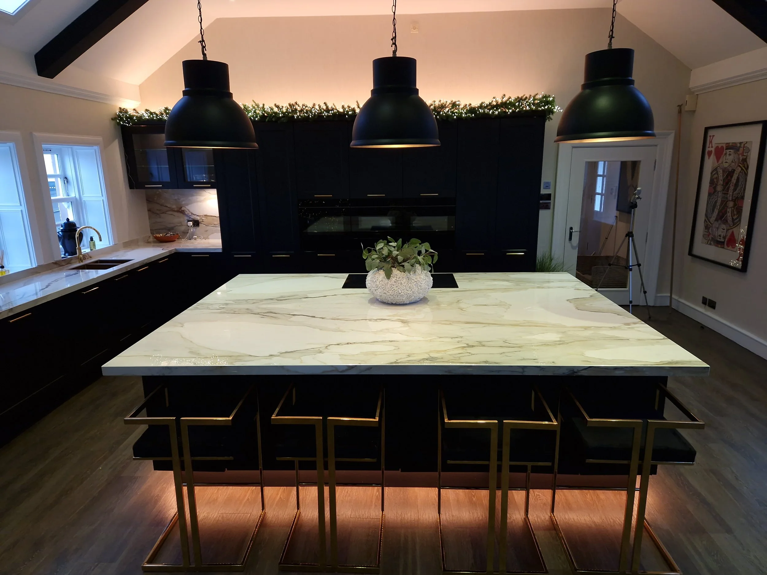 Black painted Carrick Kitchen, in Eaglesham Glasgow (16).jpg
