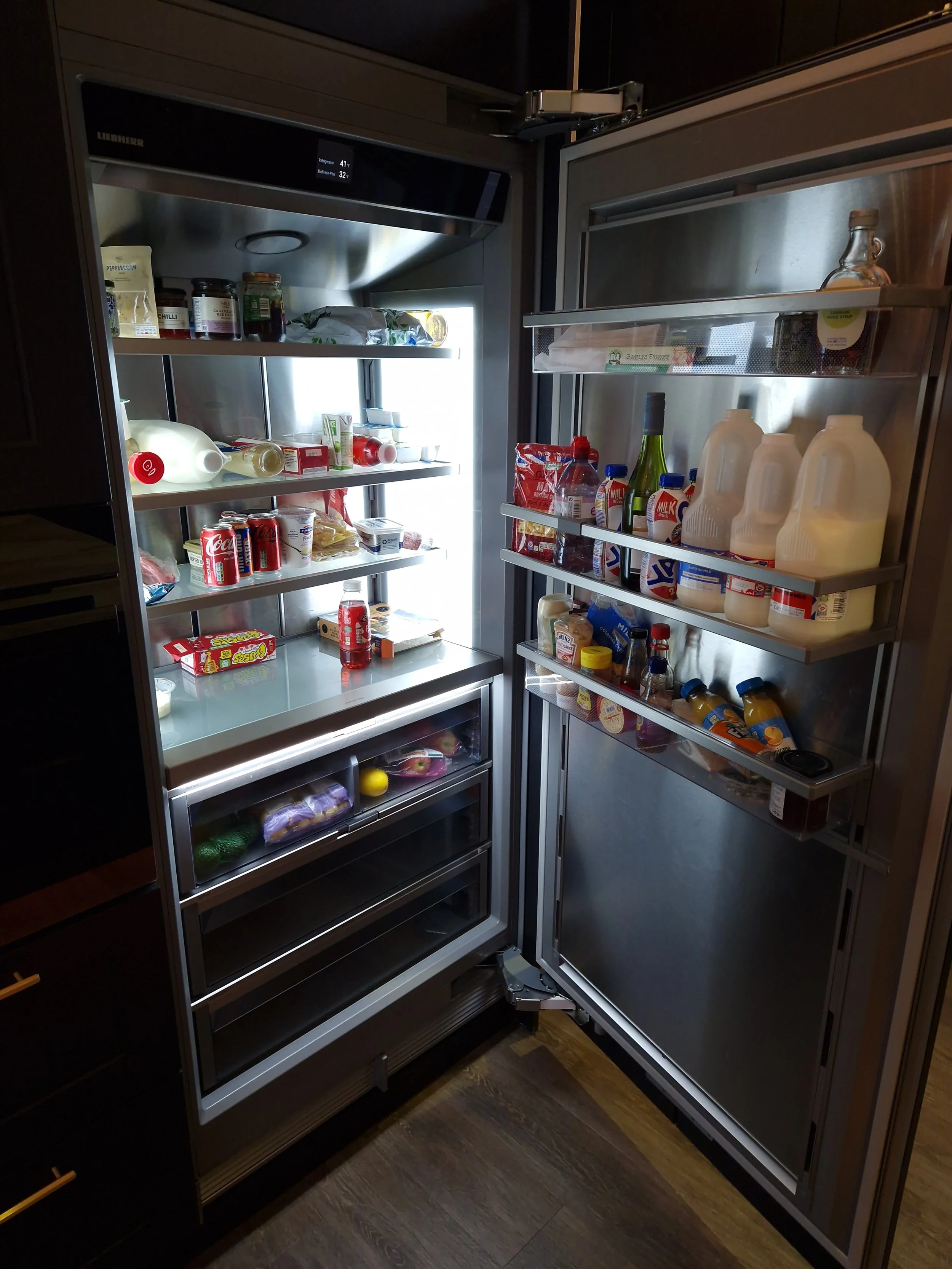 Black painted Carrick Kitchen, in Eaglesham Glasgow (24).jpg