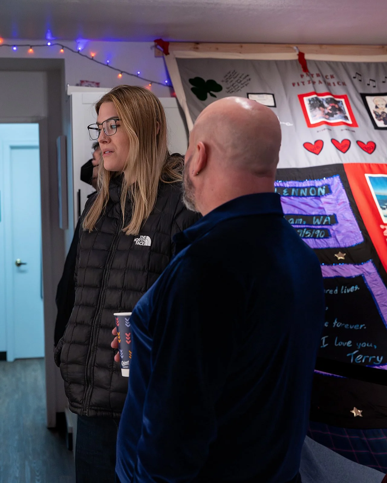 Dec25 ArtWalk (74).jpg