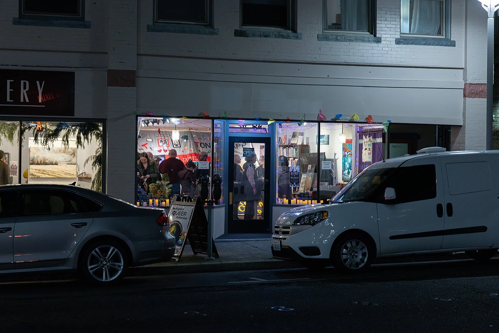 Dec25 ArtWalk (52).jpg