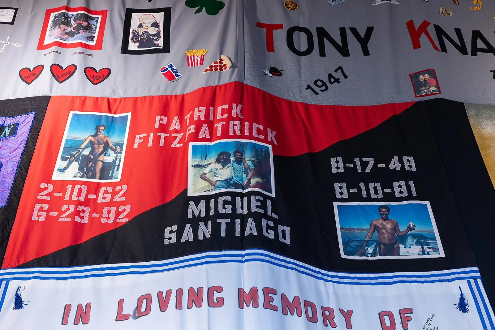 Dec25 ArtWalk (9).jpg