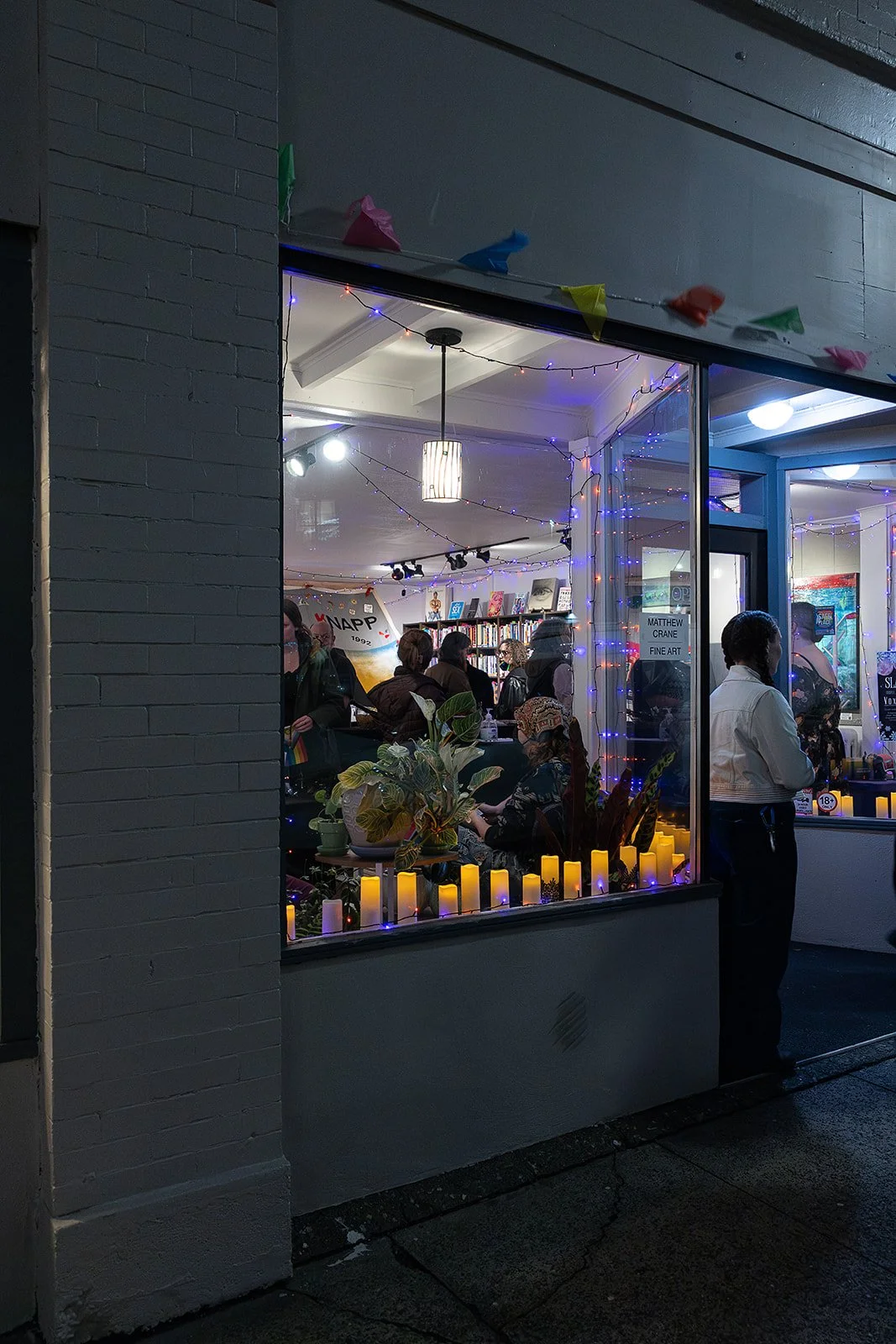 Dec25 ArtWalk (50).jpg