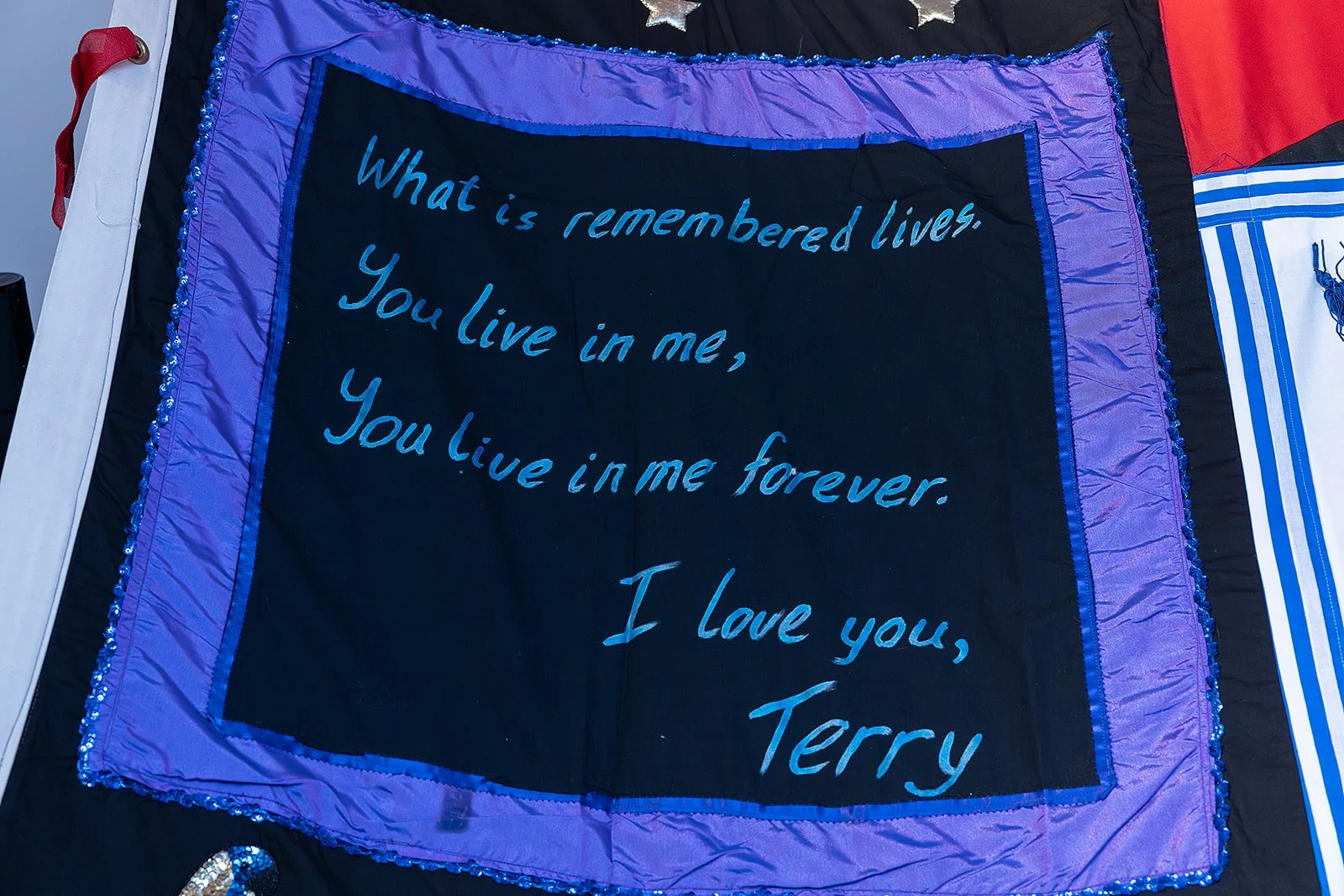 Dec25 ArtWalk (8).jpg