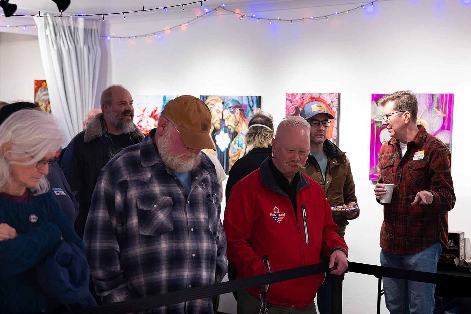 Dec25 ArtWalk (46).jpg