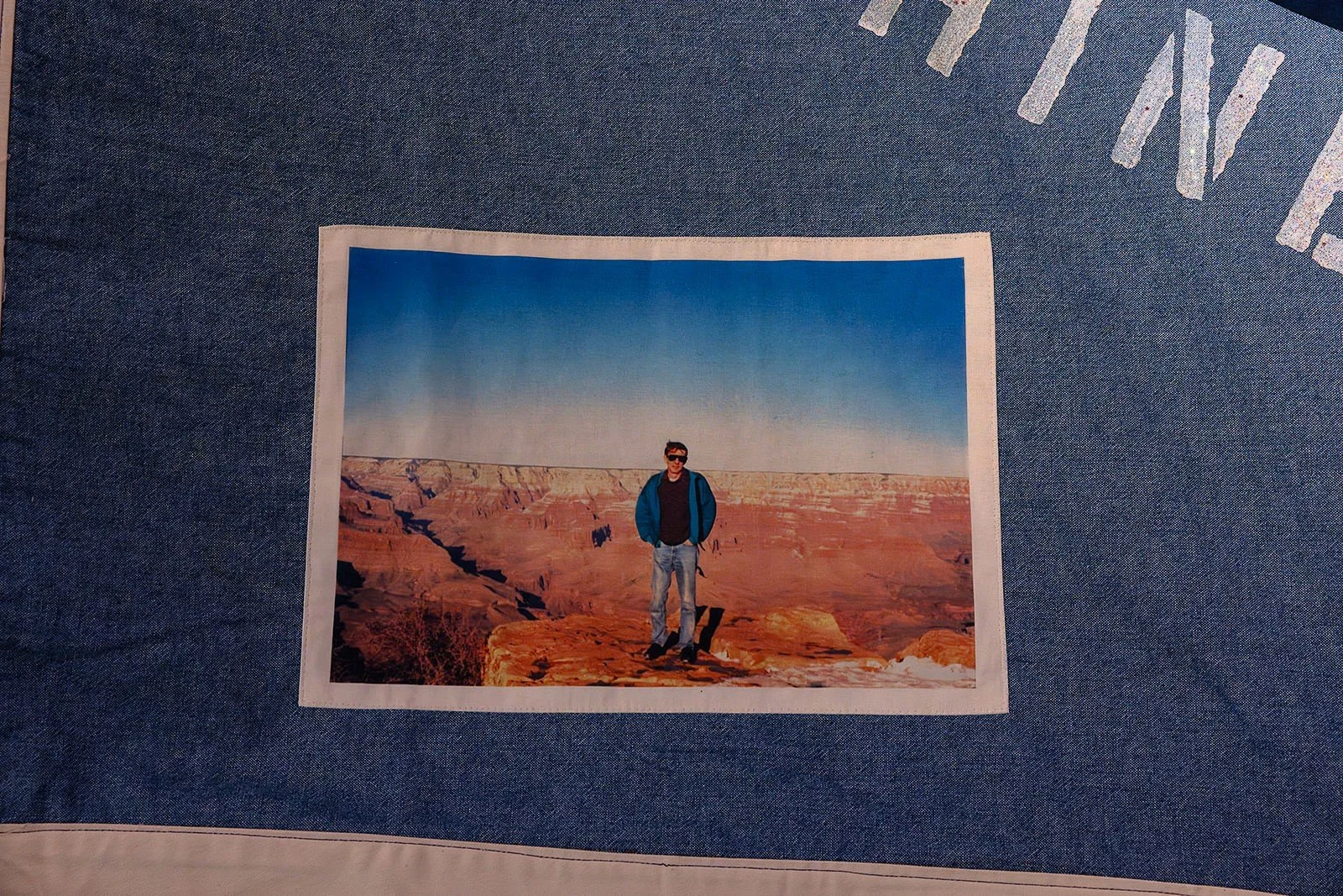 Dec25 ArtWalk (7).jpg