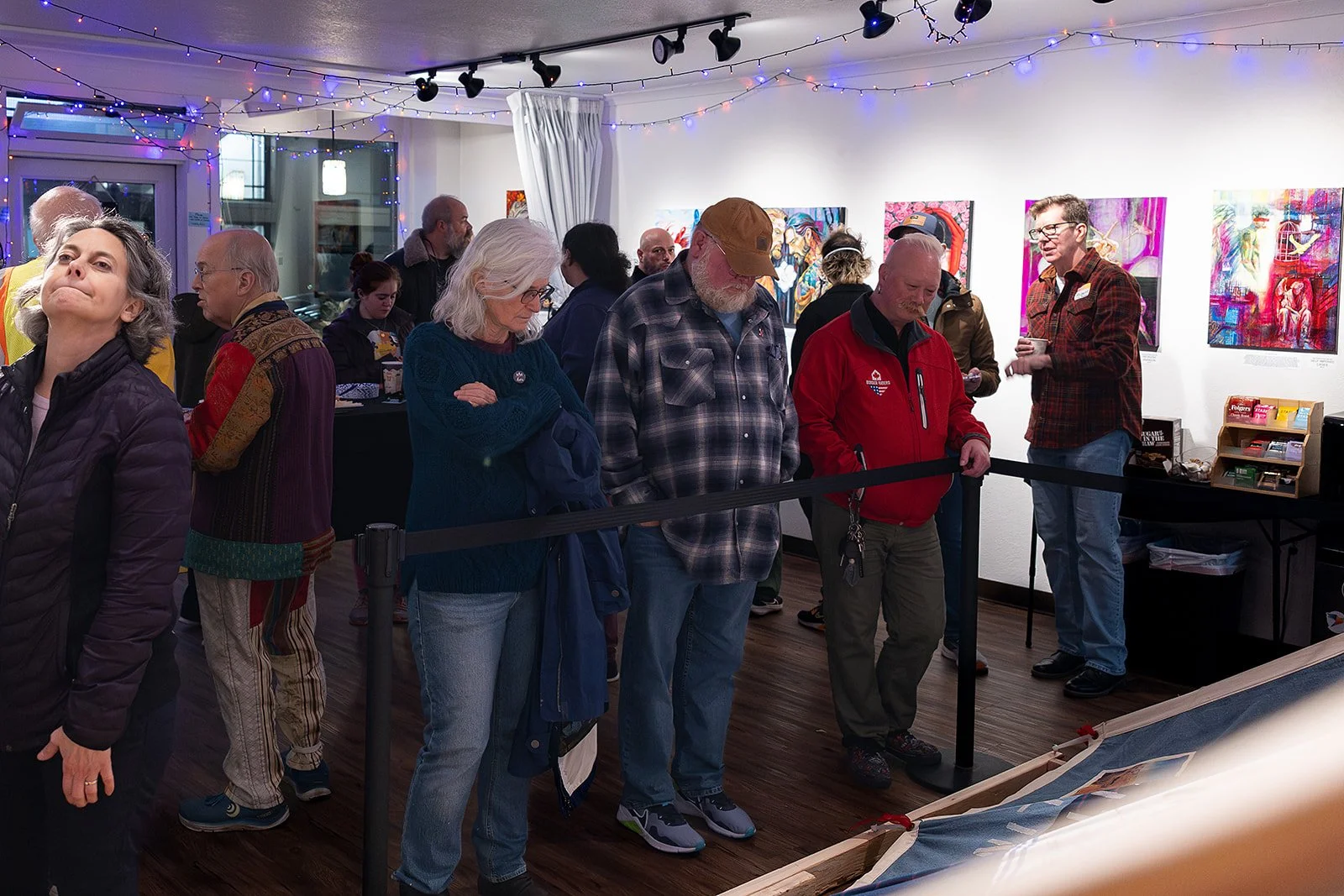 Dec25 ArtWalk (45).jpg