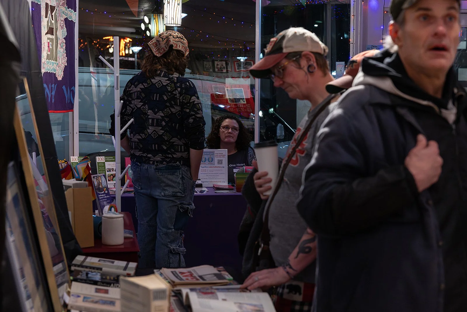 Dec25 ArtWalk (63).jpg