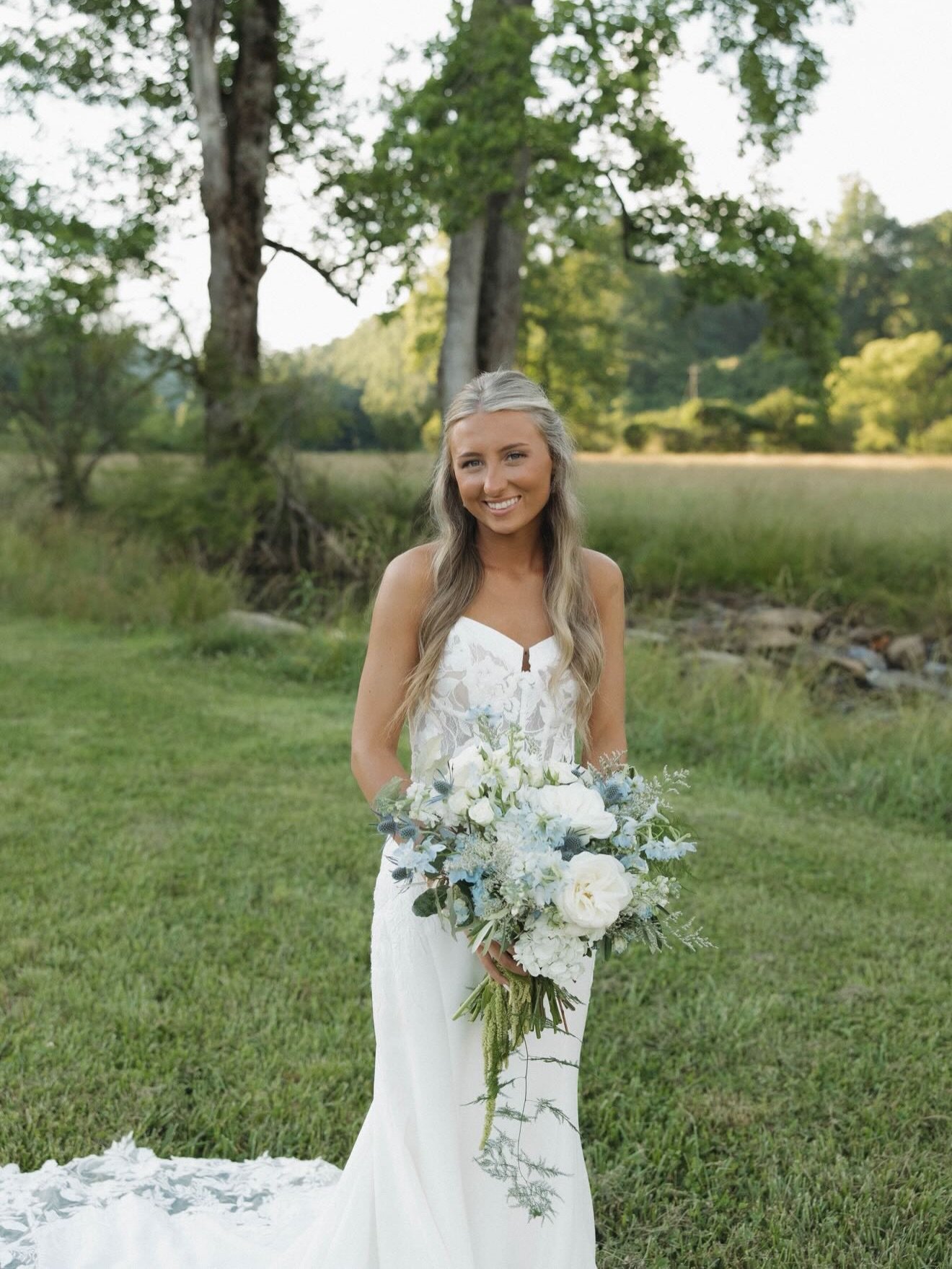 These summer wedding spray tans have been keeping us BUSY, and we couldn&rsquo;t be more grateful!🙌🏻 From bridal trials to wedding mornings, there&rsquo;s nothing better than helping my brides feel confident, bronzed, and beautiful for one of the b