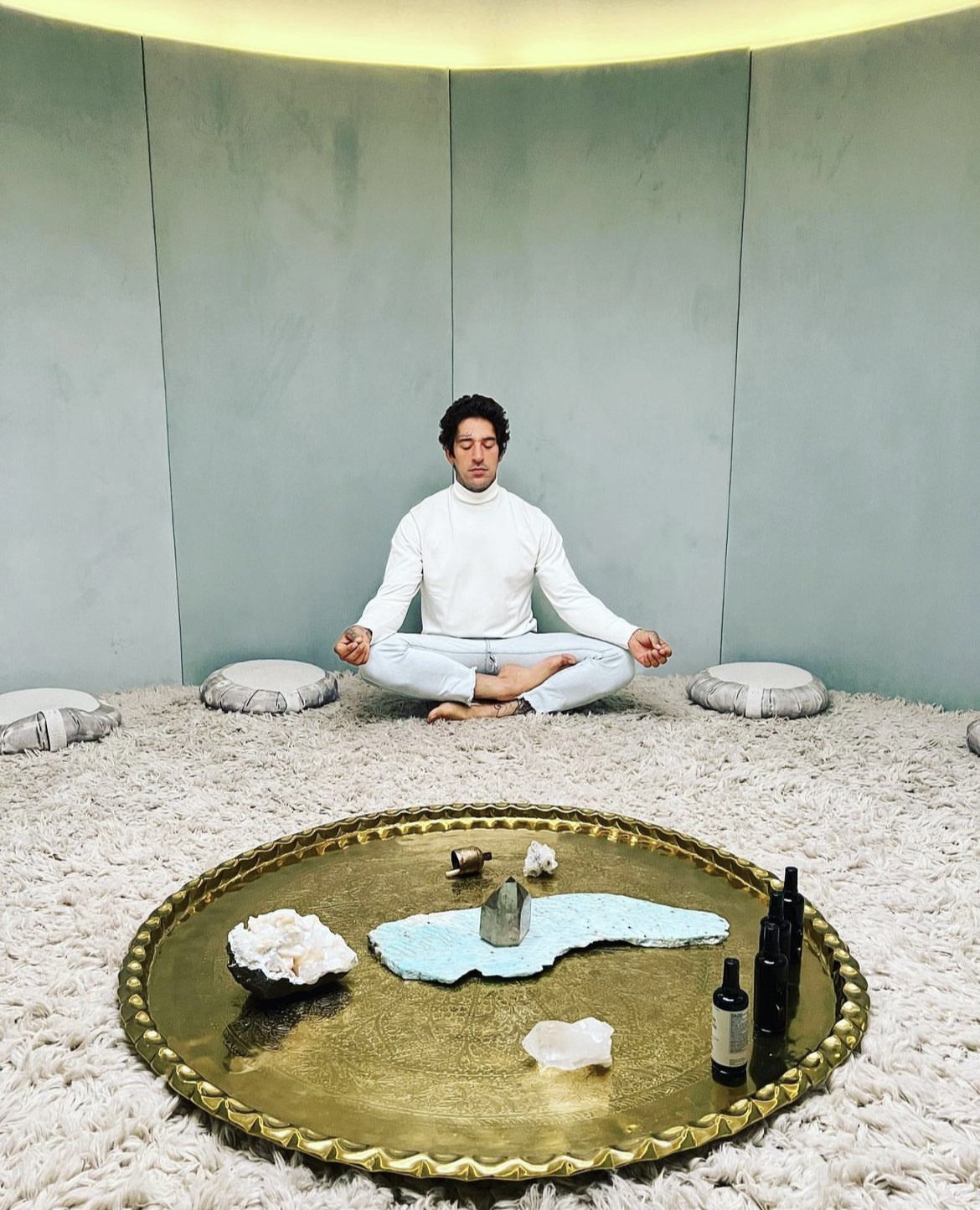 Discover how just a few minutes of meditation each day can help reduce stress, improve focus, and promote overall well-being.