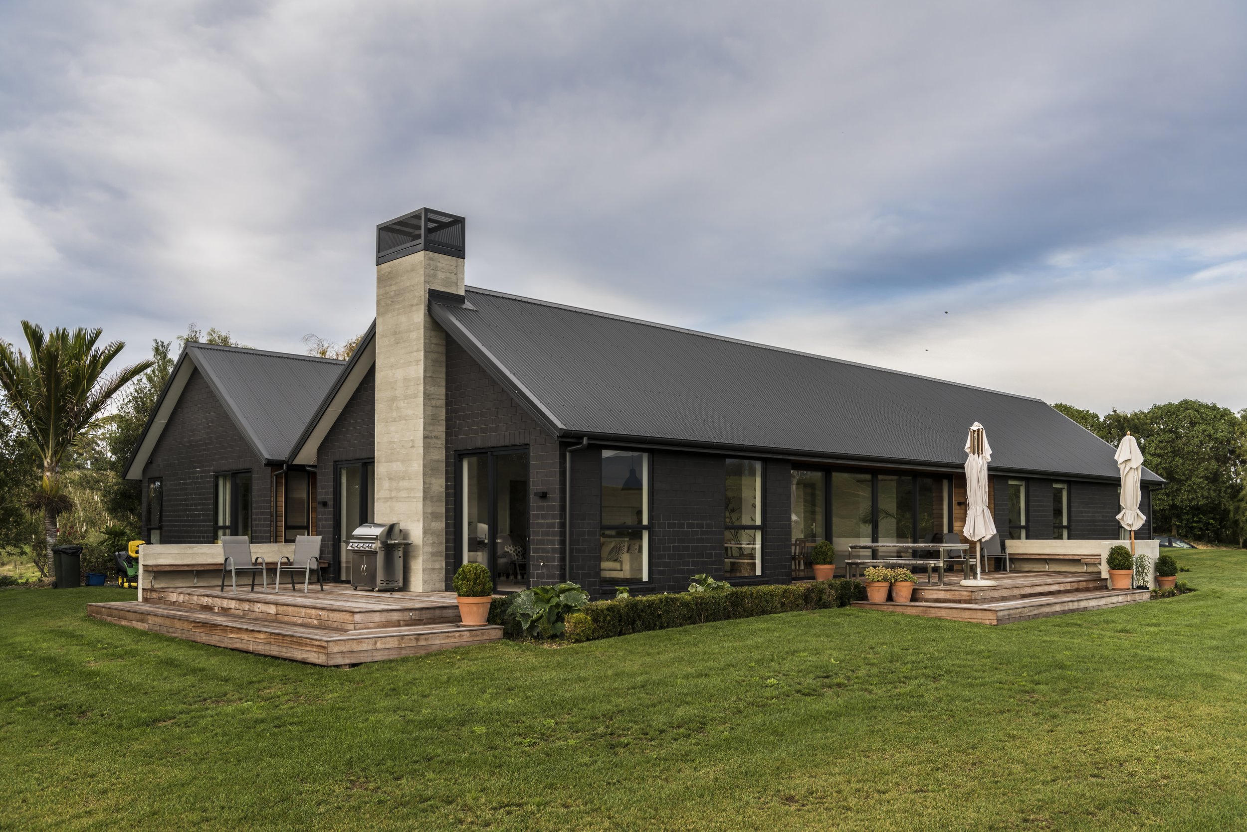 Weka Road - Tasman