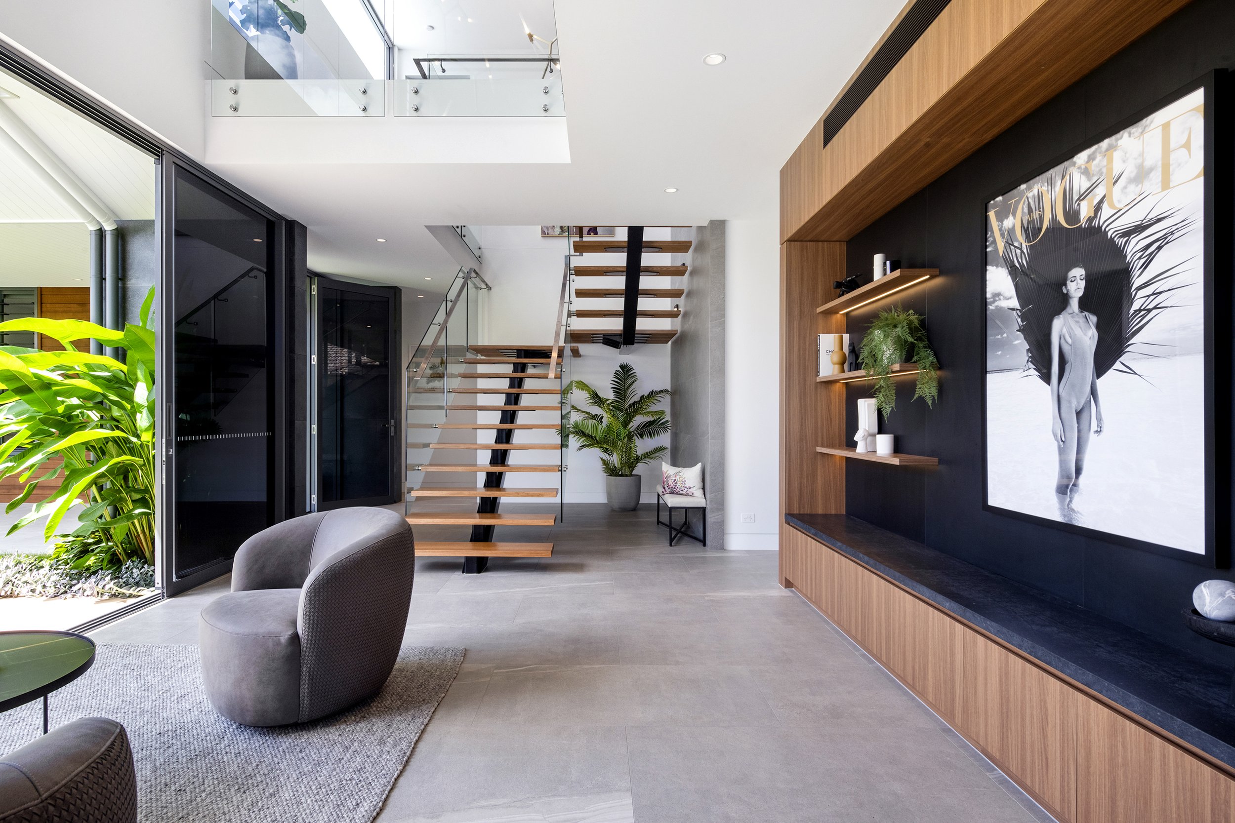 150 Sir Bruce Small Blvd 12.jpg