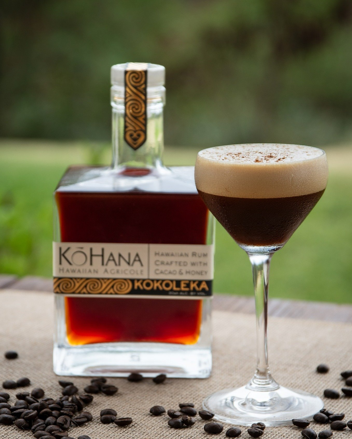 Our island's answer to the espresso martini: the Kokoleka Espresso Martini! 
Blending rich espresso and Kō Hana Kokoleka rum, this delicious cocktail offers a taste of Hawaiian paradise in every sip. While we suggests a coup, feel free to pour it str