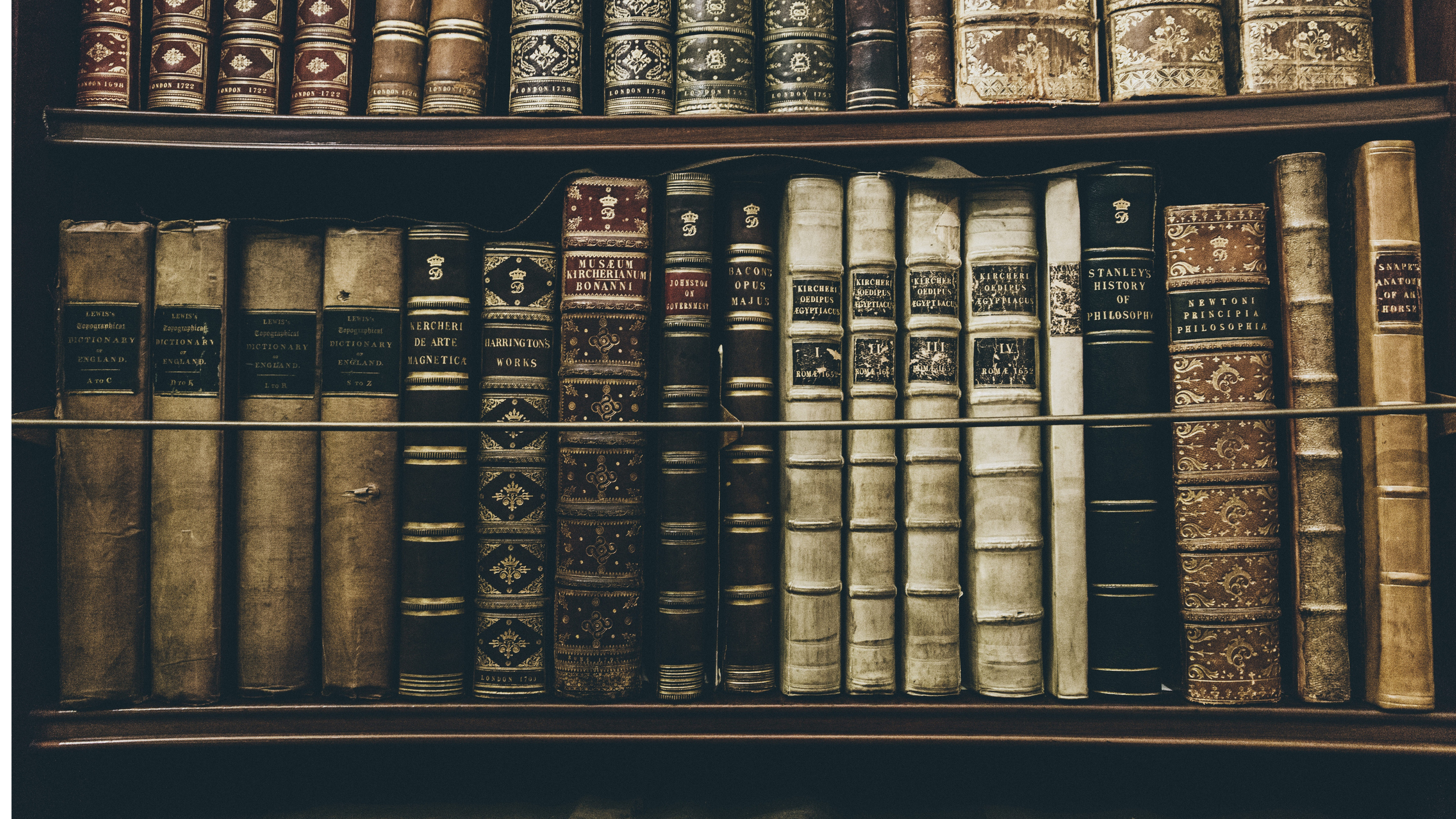 How to Write a Strong Opening Chapter: A Self-Editing Guide