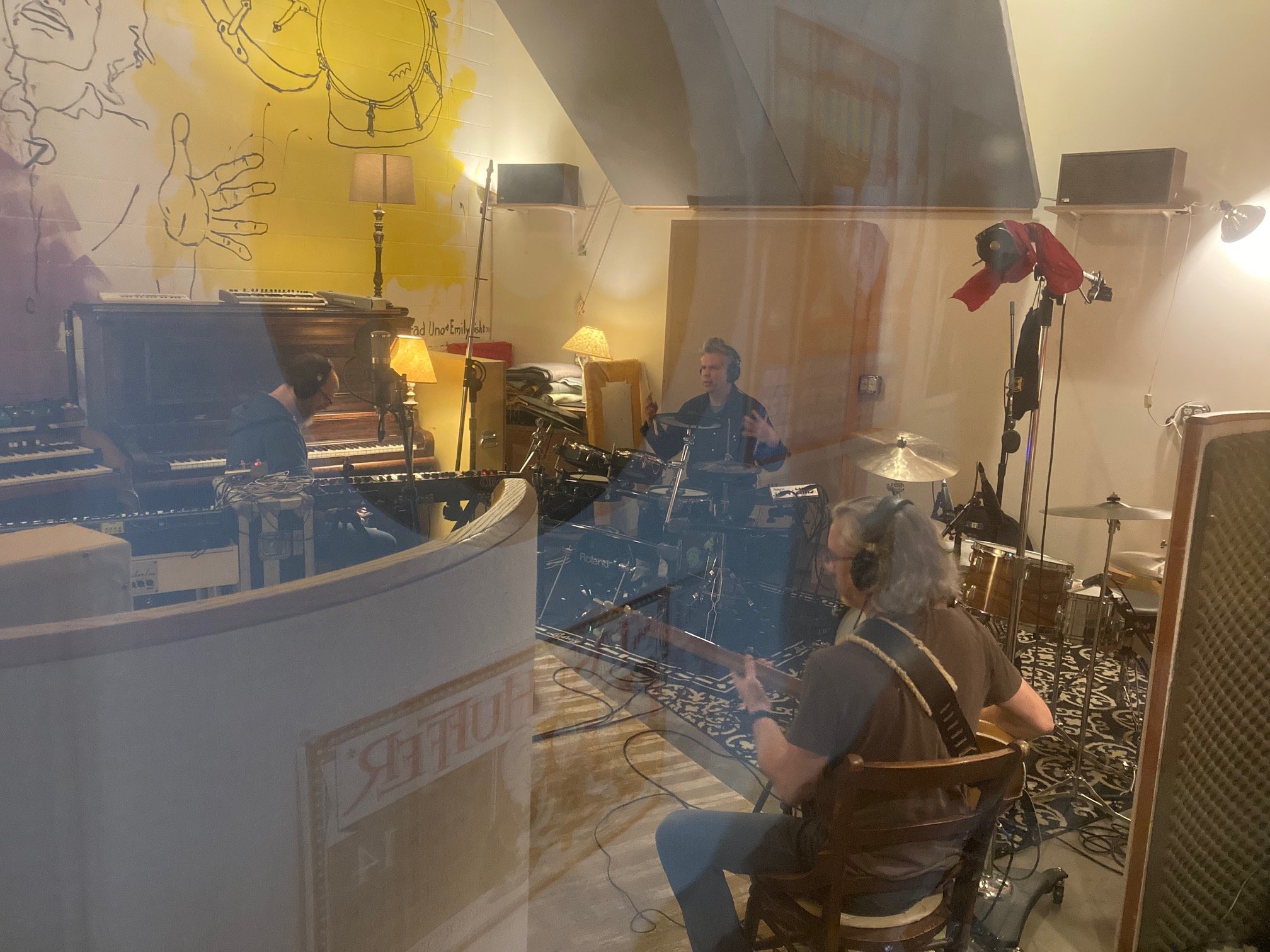 Through the looking glass (at Mark Pickerel and Andy Stoller)