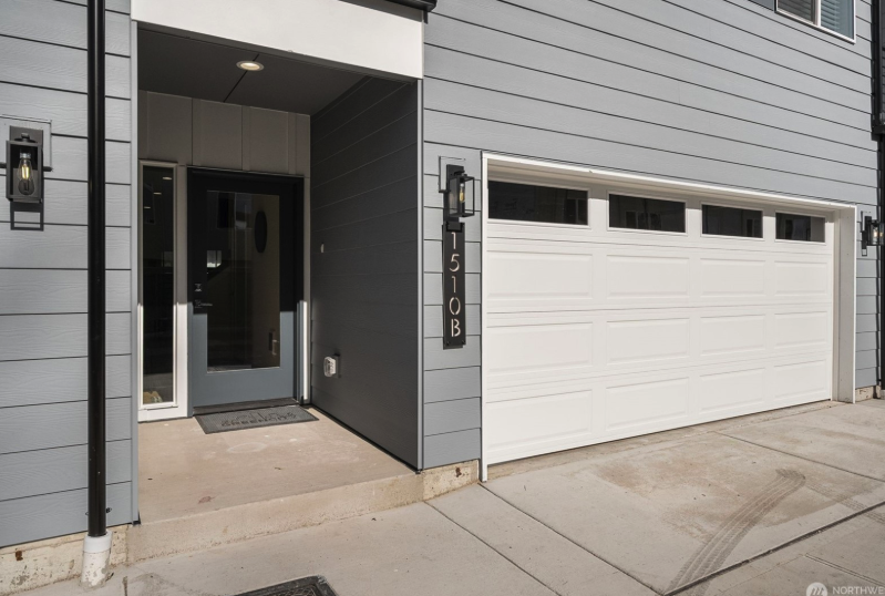 Represented Seller | Everett | $605,000