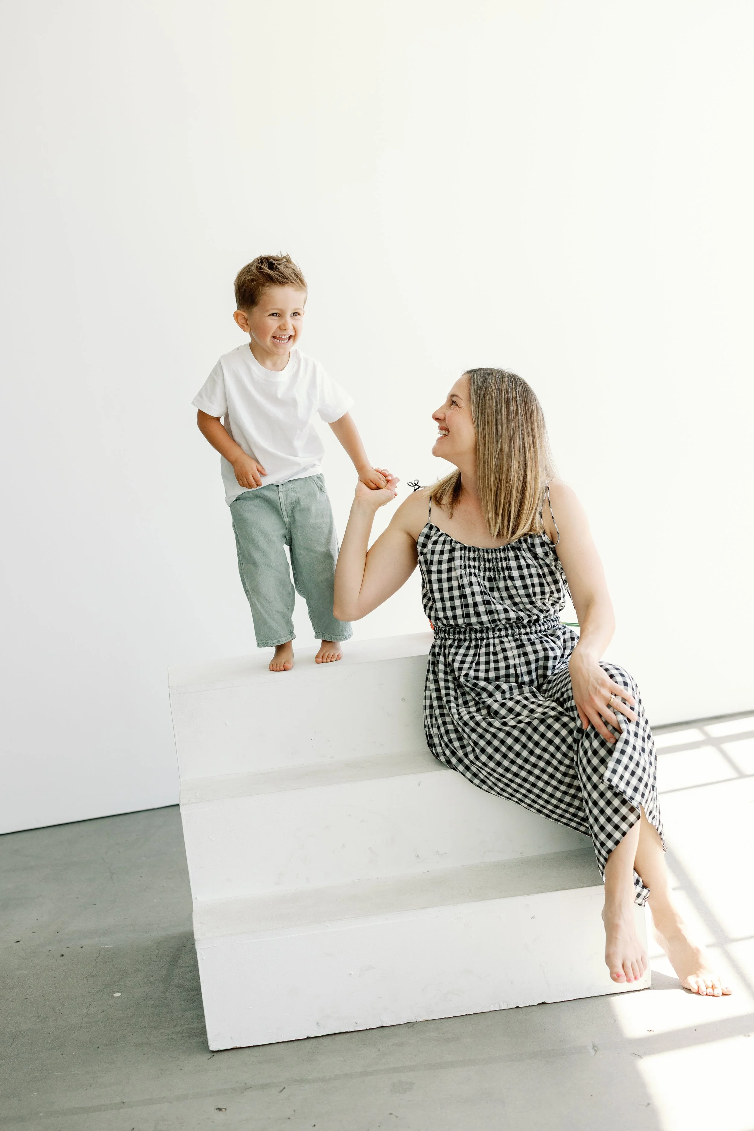 brendamorschphoto - motherhood minis keely-34.jpg