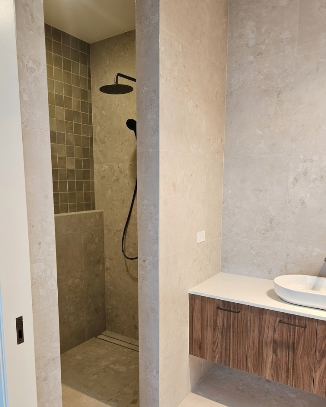 Dernancourt Bathroom 1.1.png