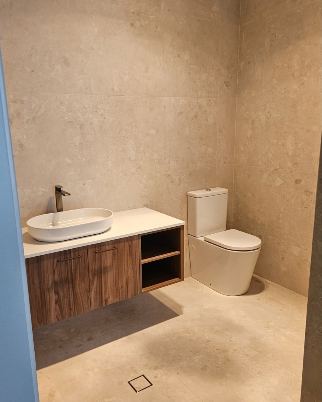 Dernancourt Bathroom 1.0.png