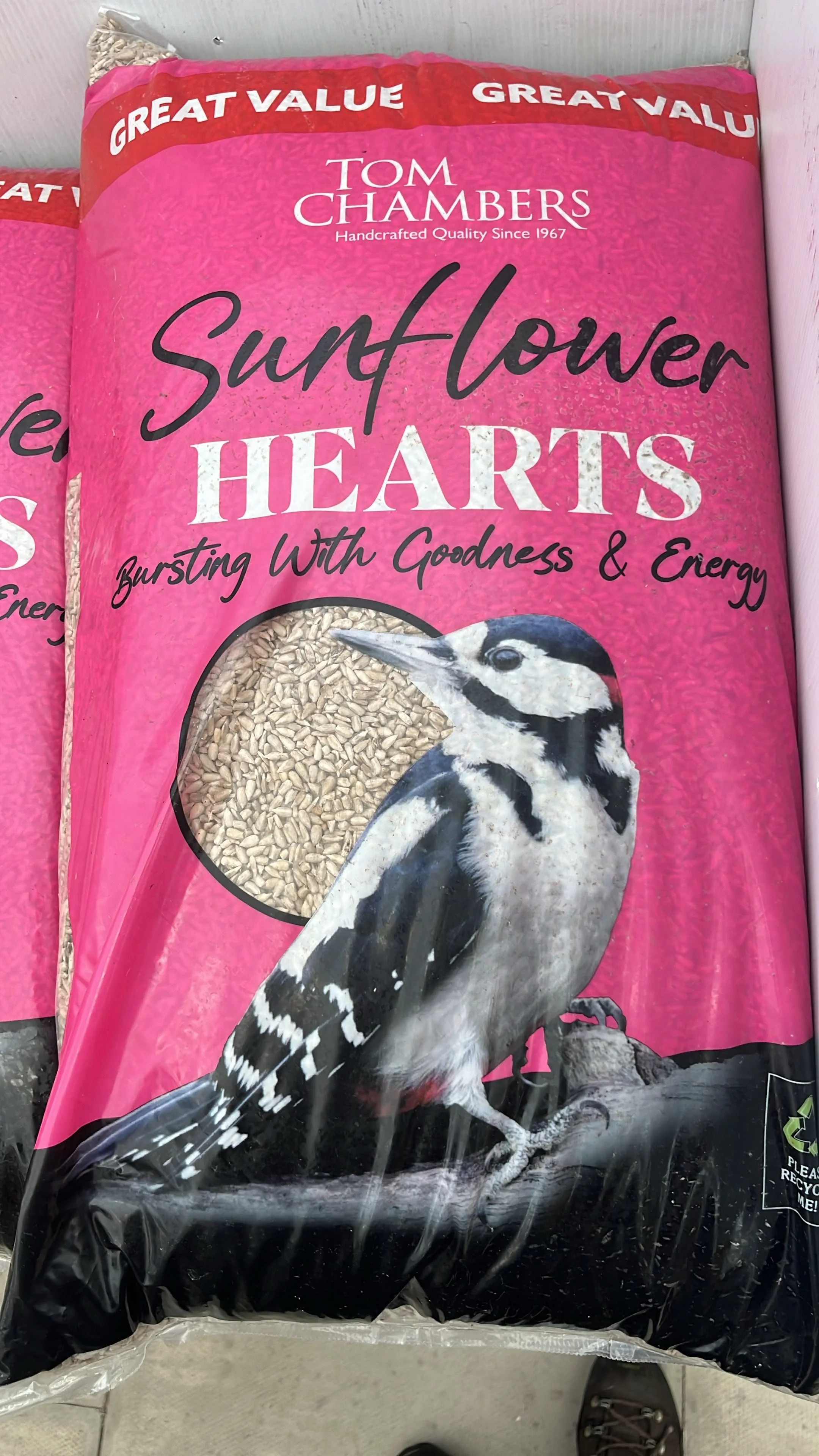 Tom Chambers Sunflower Hearts 12.55kg.jpeg