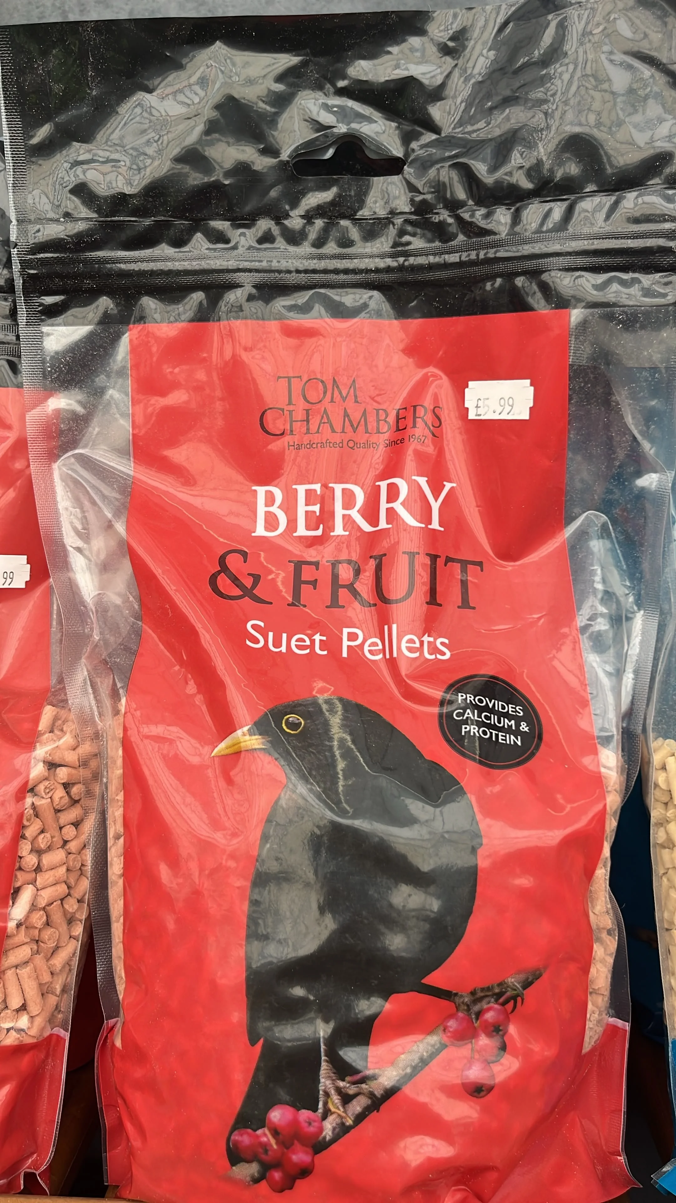 Berry & Fruit Suet Pellets.jpeg