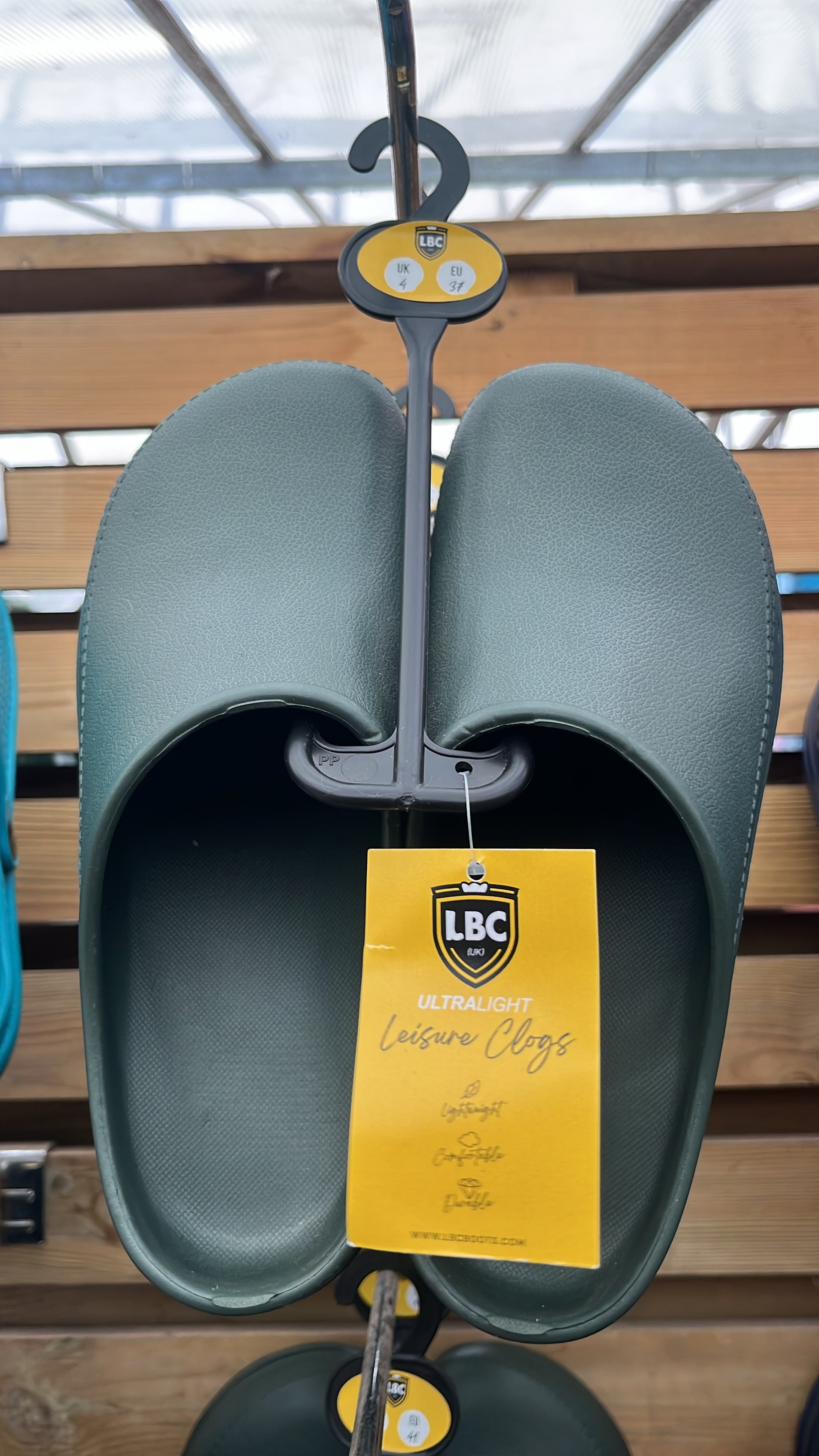 LBC Ultralight Leisure Clogs