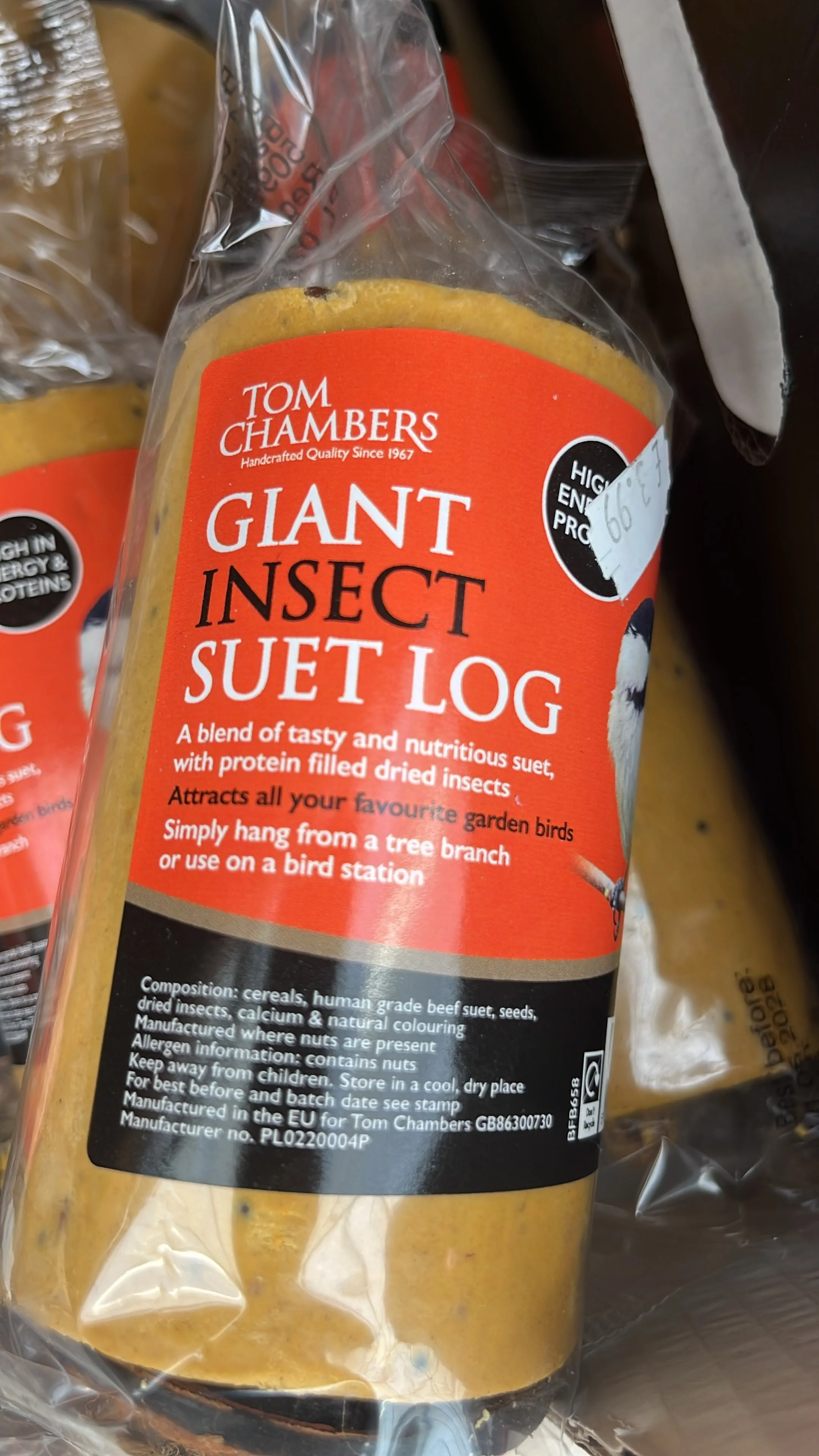 Tom Chambers Giant Insect Suet Log