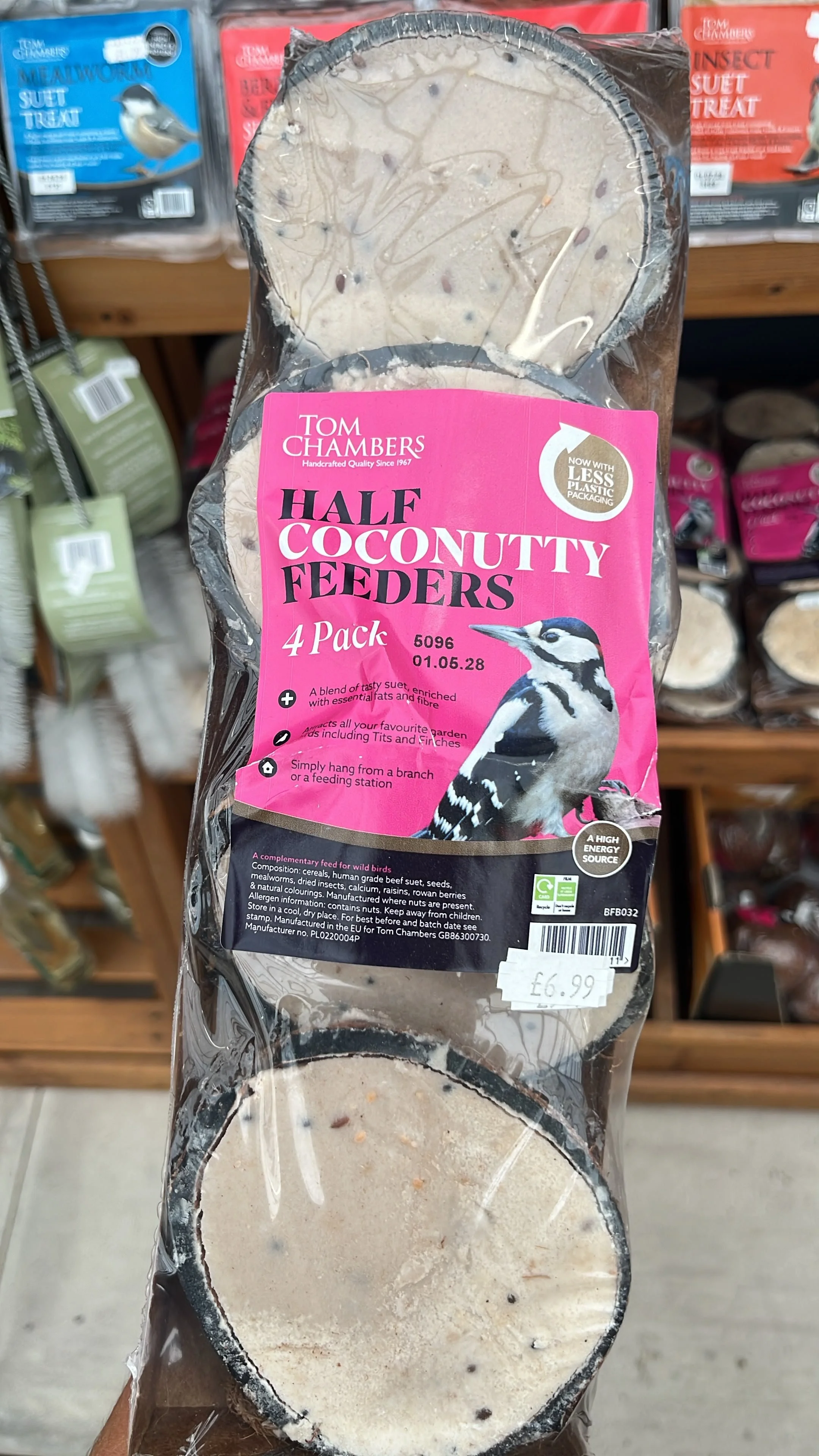 Tom Chambers Half Coconutty Feeders.jpeg