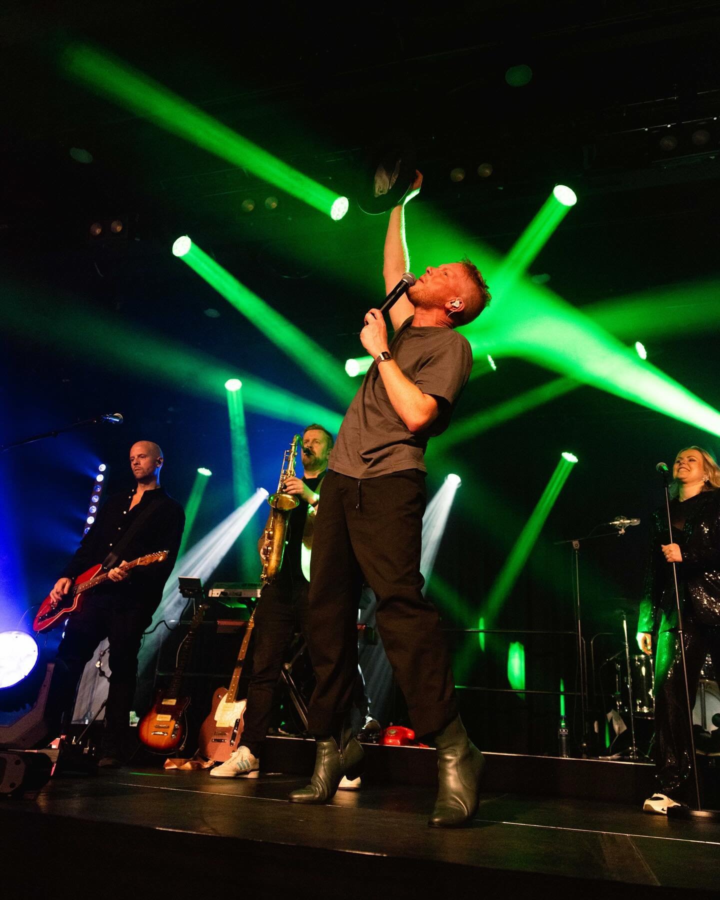 HÖRNI!!🕺🏼
Imorgon spelar vi i husbandet på Gullbrannafestivalen!
Vi spelar i bryggan klockan 21:45!
Det kommer bli en maxad konsert som du inte vill missa!