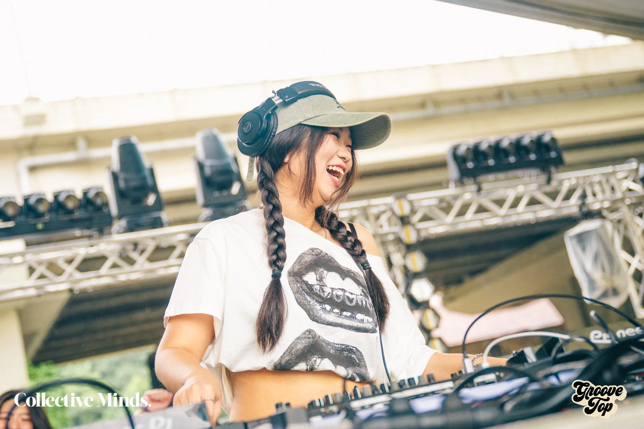 Groovetop160526watermarked_MoonriseStudio_DB8_9550.jpg