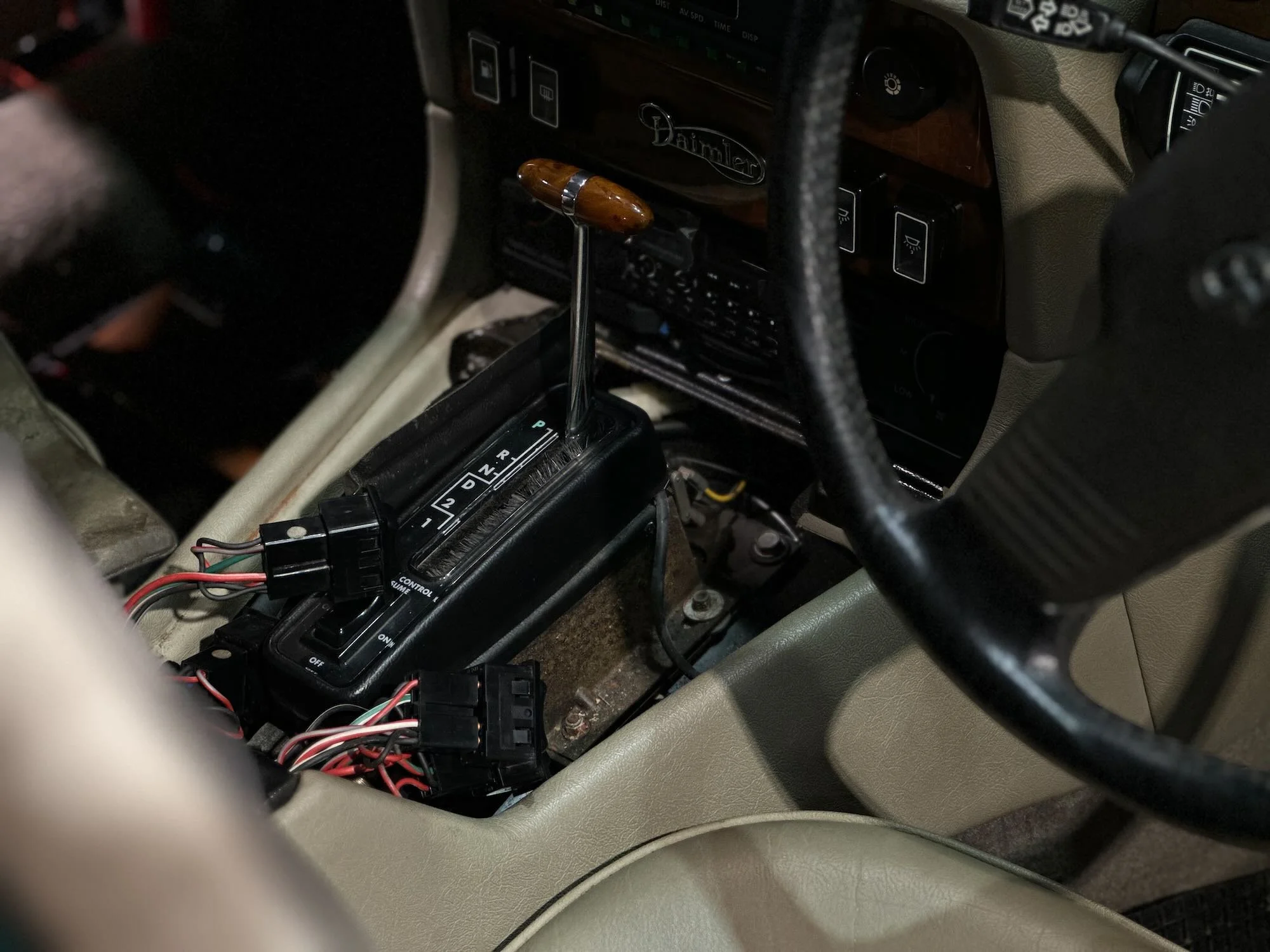 Daimler Double-Six-gear shifter