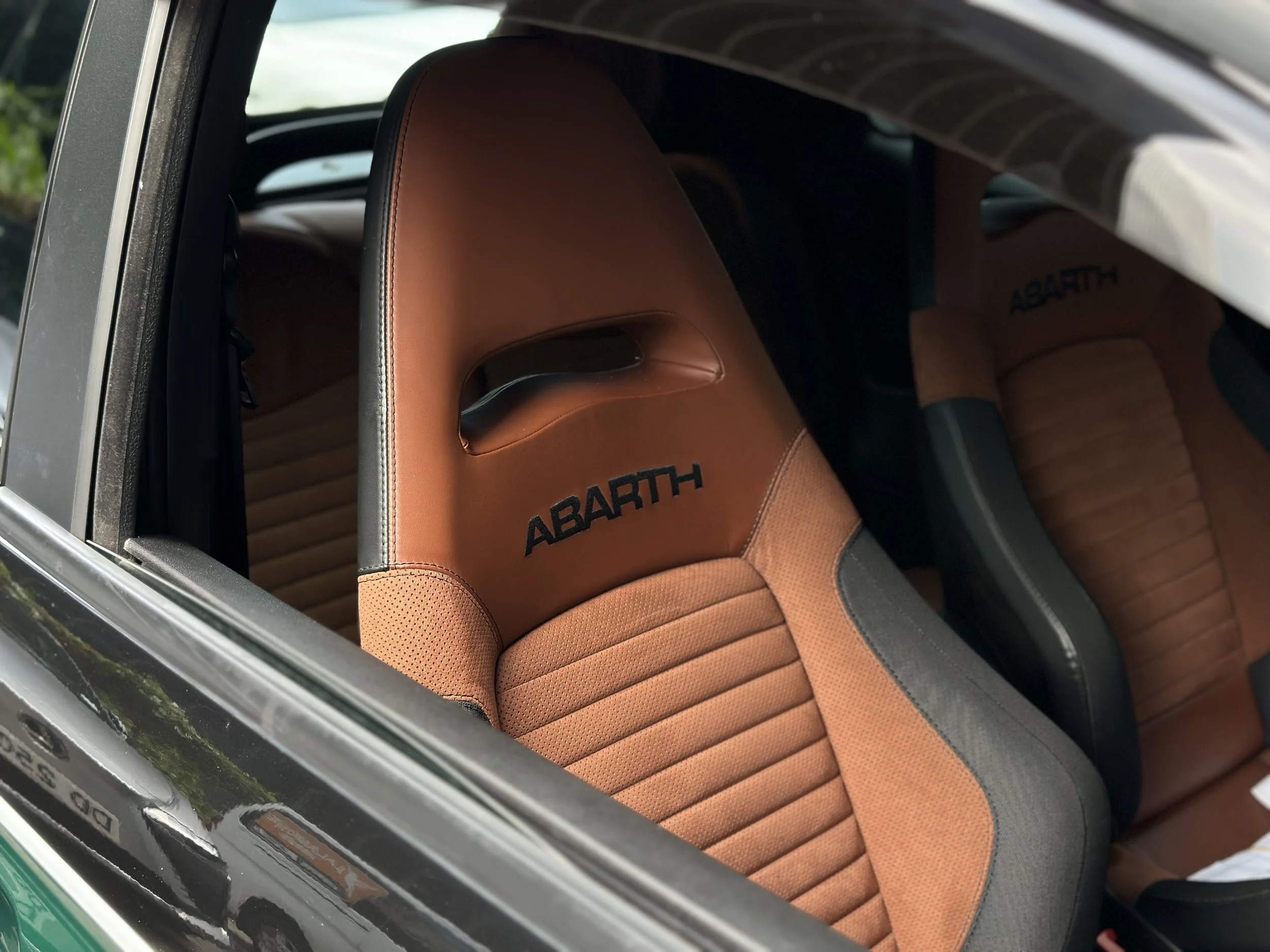 ABARTH 595 COMPETIZIONE - seats