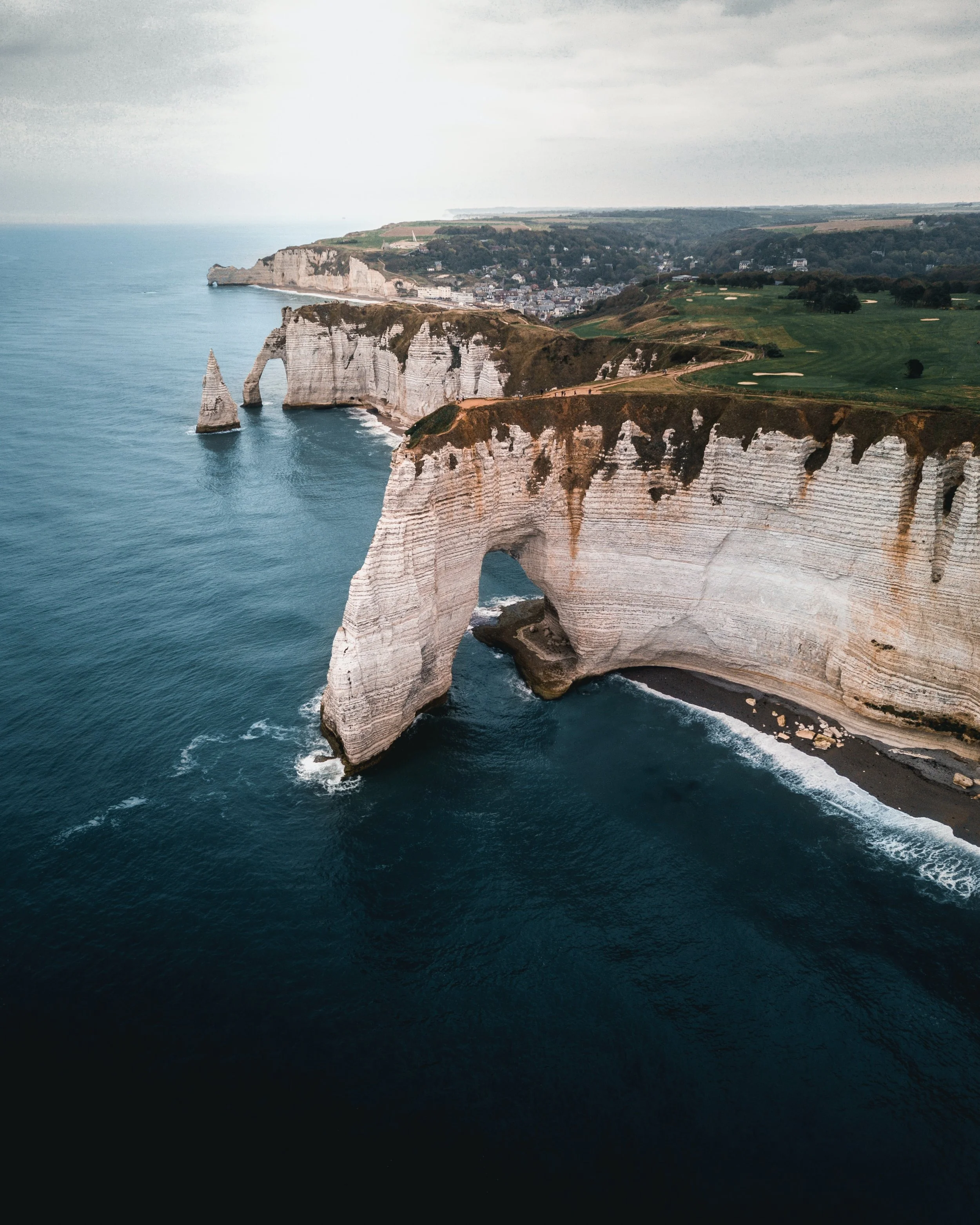gautier-salles-Af89p9BNGuk-unsplash.jpg